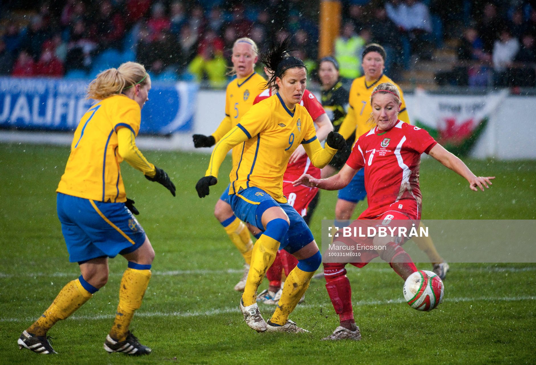 Jessica Landström, Sverige pressas av Katie Daley, Wales