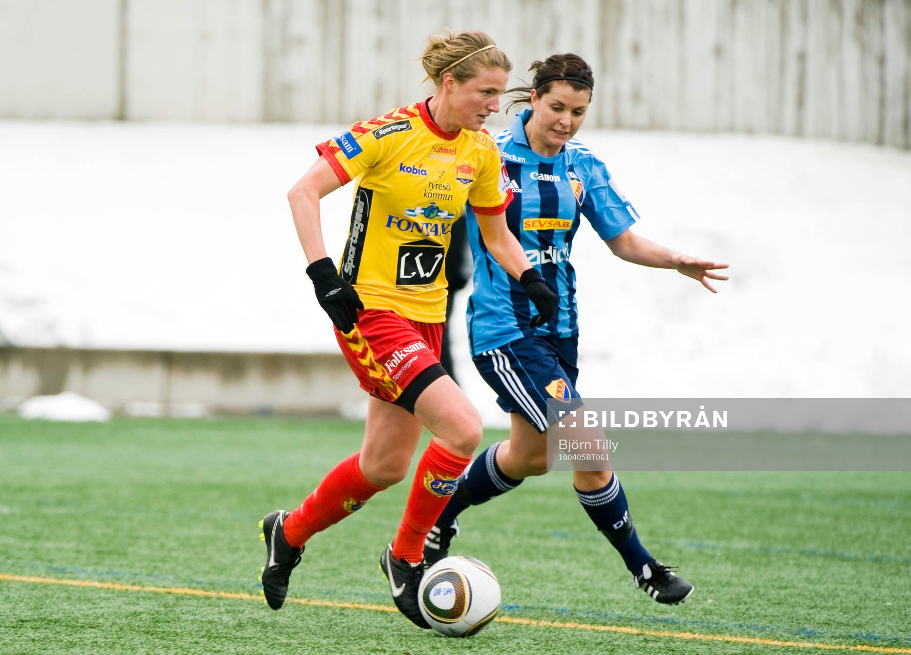 Kirsten van de Ven, Tyresö och Rebecca Johnson, Djurgården
