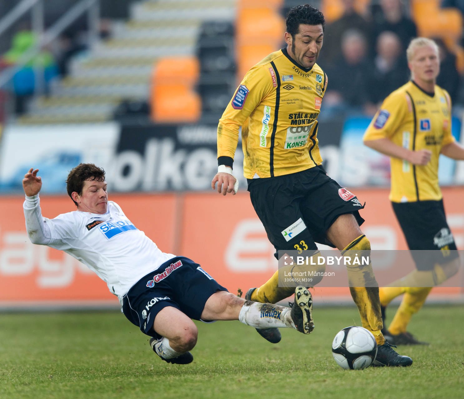 Jonas Lantto, Gefle, stoppar Juan Robledo, Mjällby
