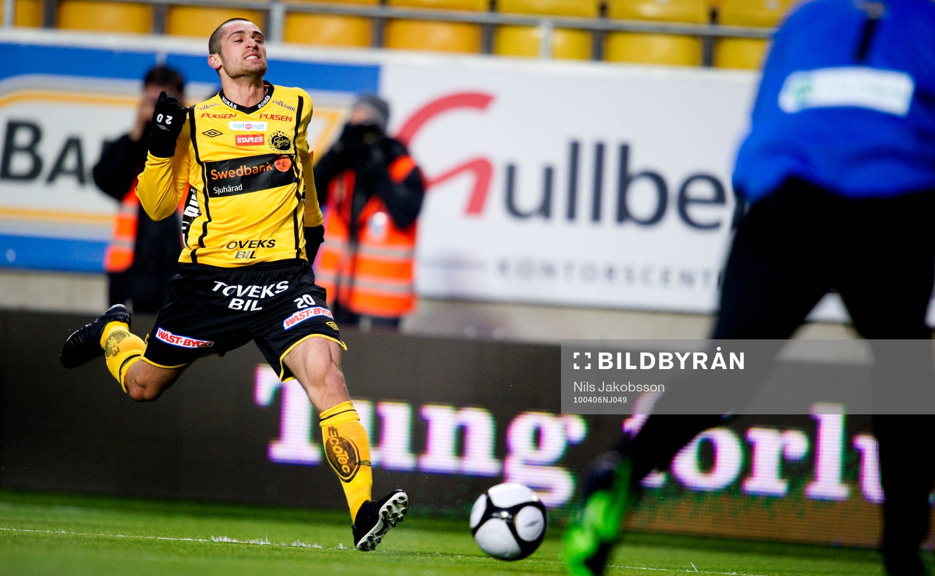 Emir Bajrami, Elfsborg ser bollen glida ifrån honom