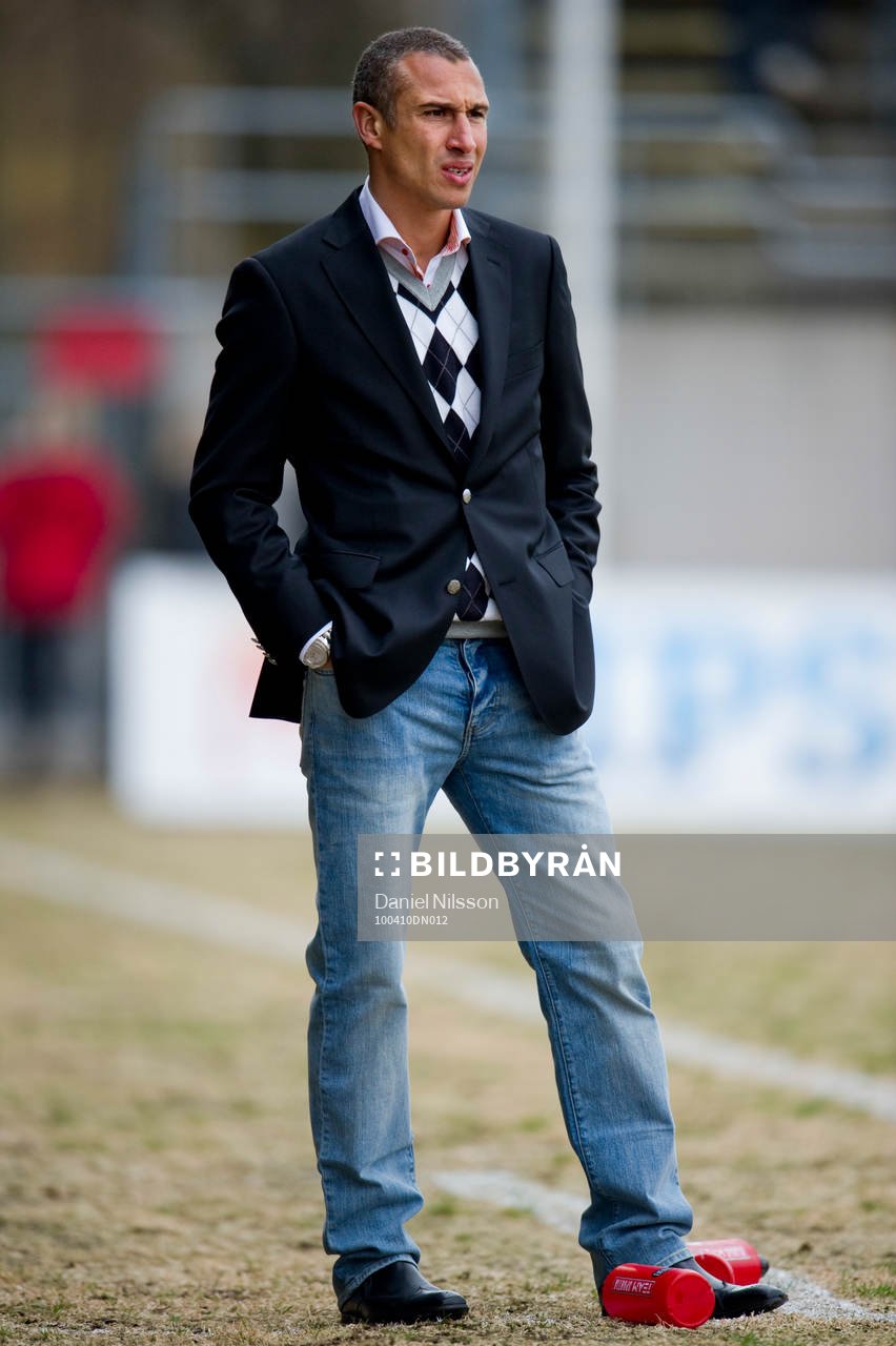 Henrik Larsson tränare