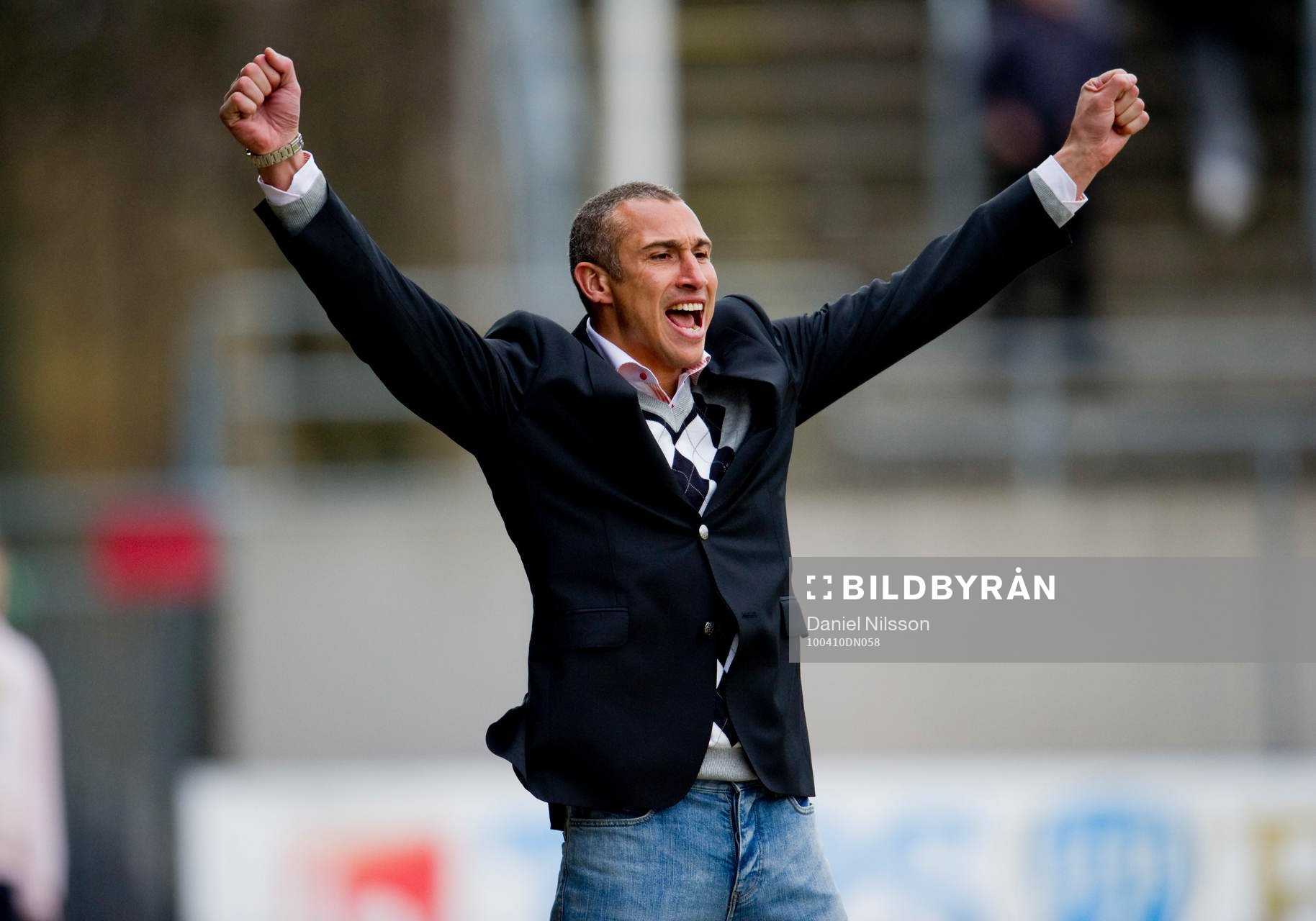 Henrik Larsson, tränare jubel