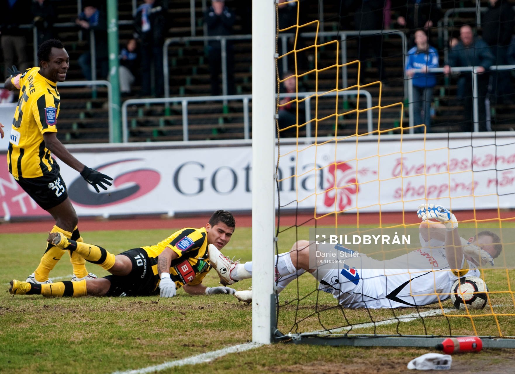 Var bollen inne? Pauinho, John Chibuike, Häcken. Henrik