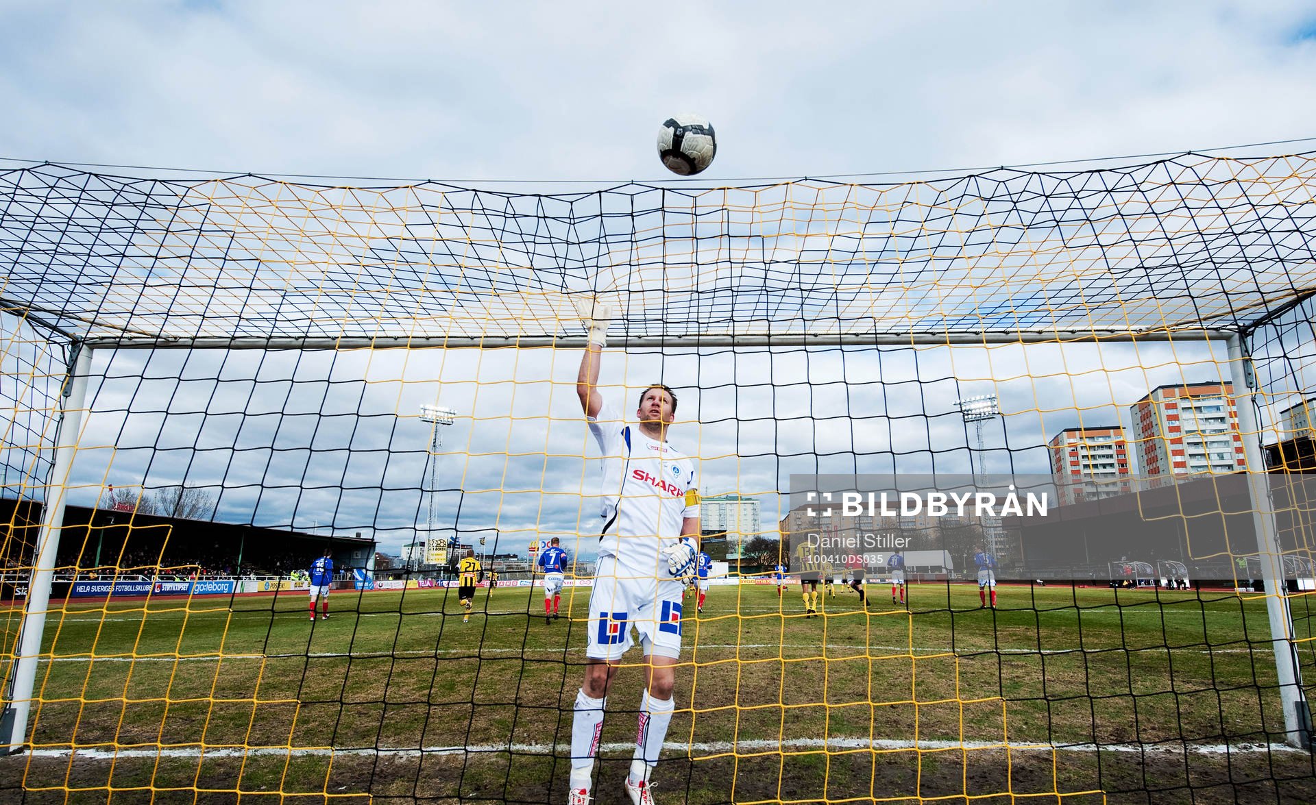 Henrik Gustavsson, målvakt Åtvidaberg, slapp plocka