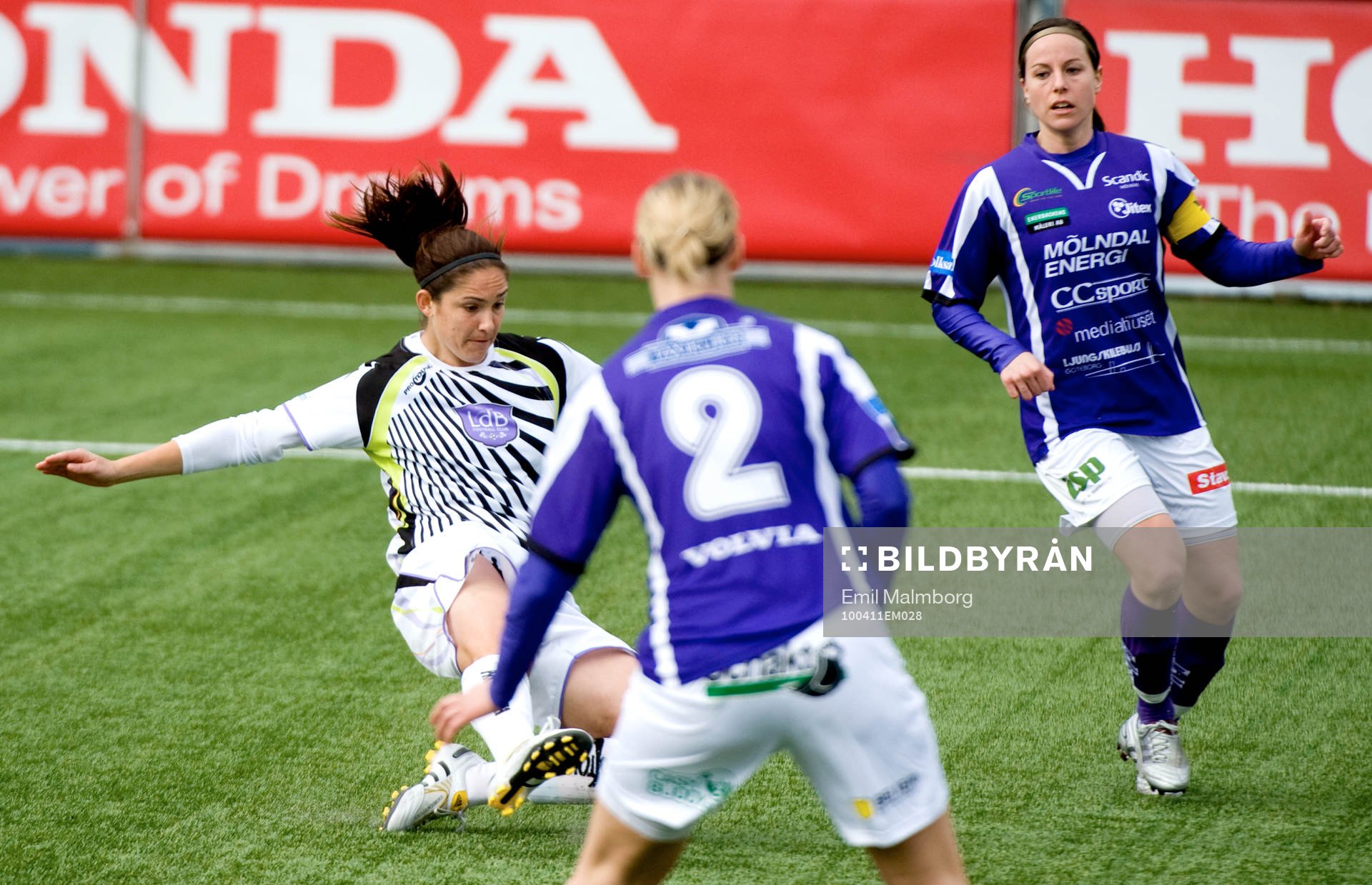 Kathryn Gill, LDB gör 1-0