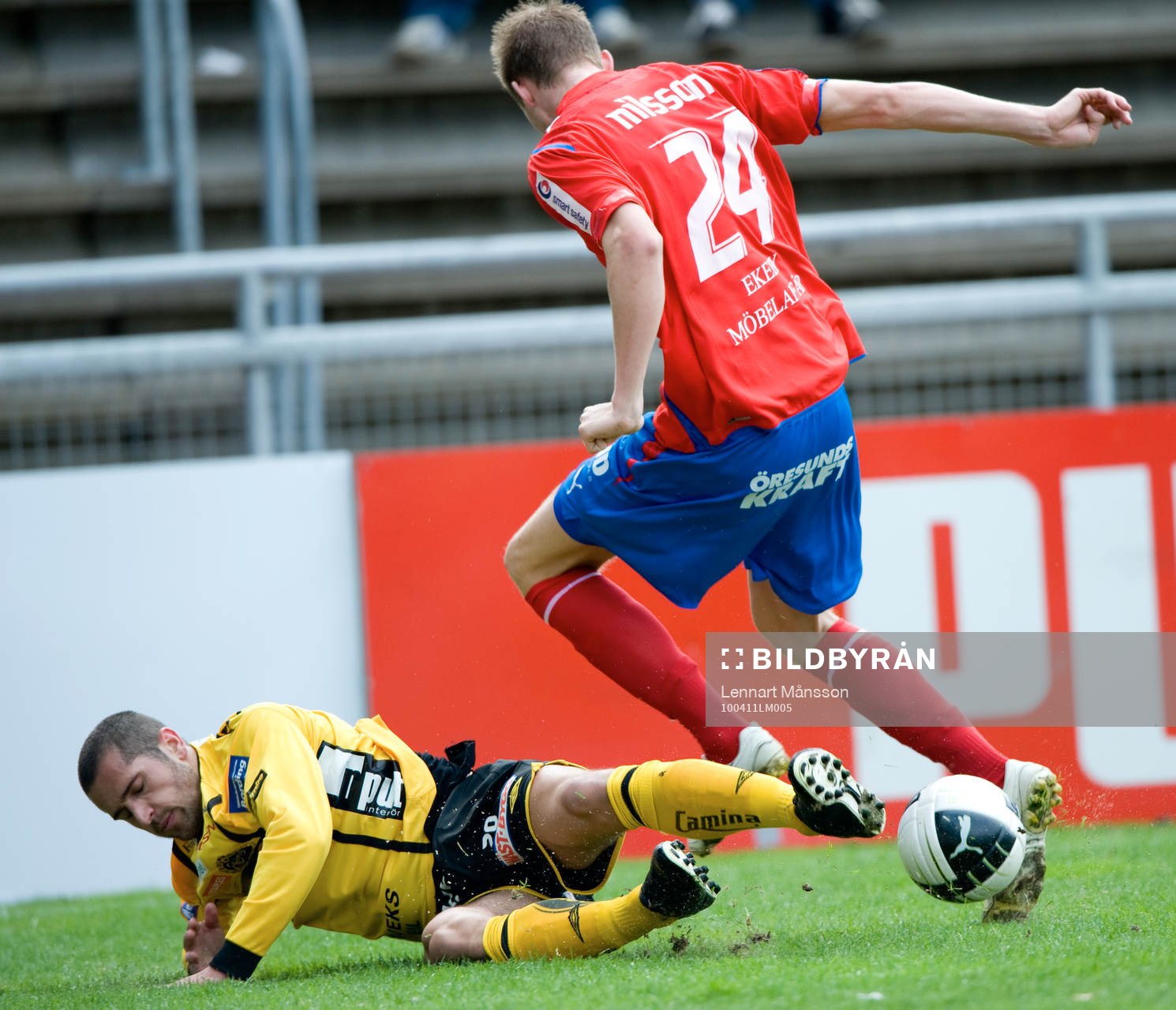 Marcus Nilsson, Helsingborg får omkull Emir Bajrami,