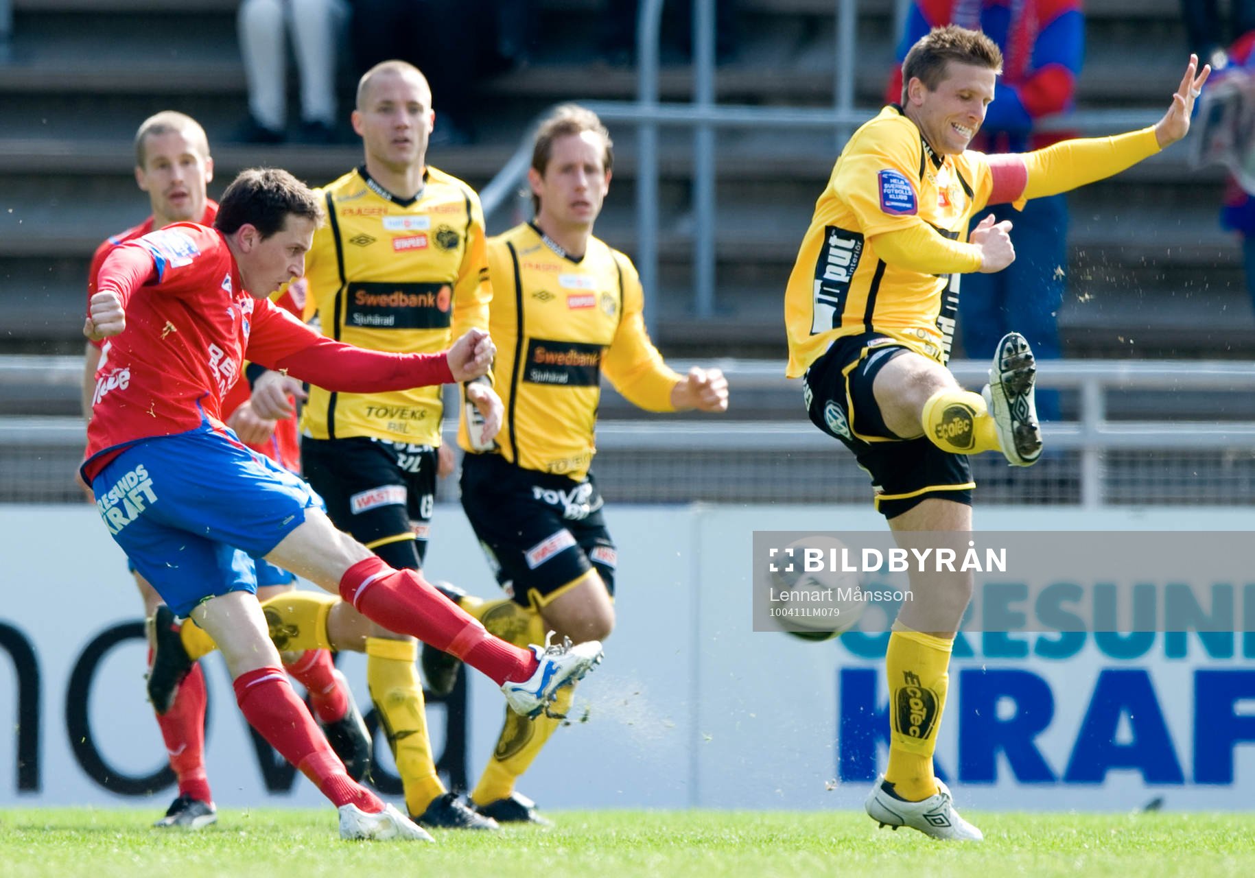 1-0 Ardian Gashi som klipper till med ett distansskott