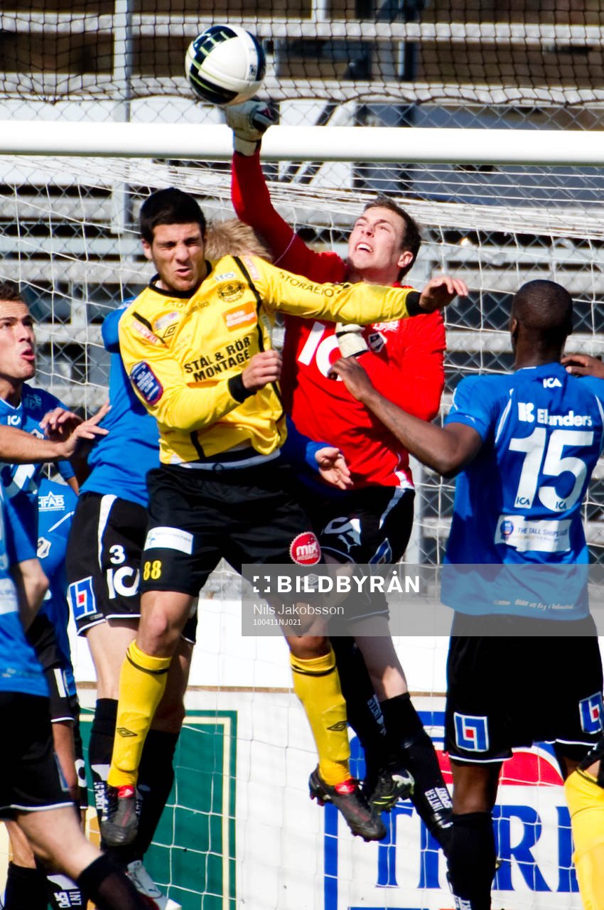 Robin Malmkvist, målvakt Halmstad, Mostapha El Kabir,