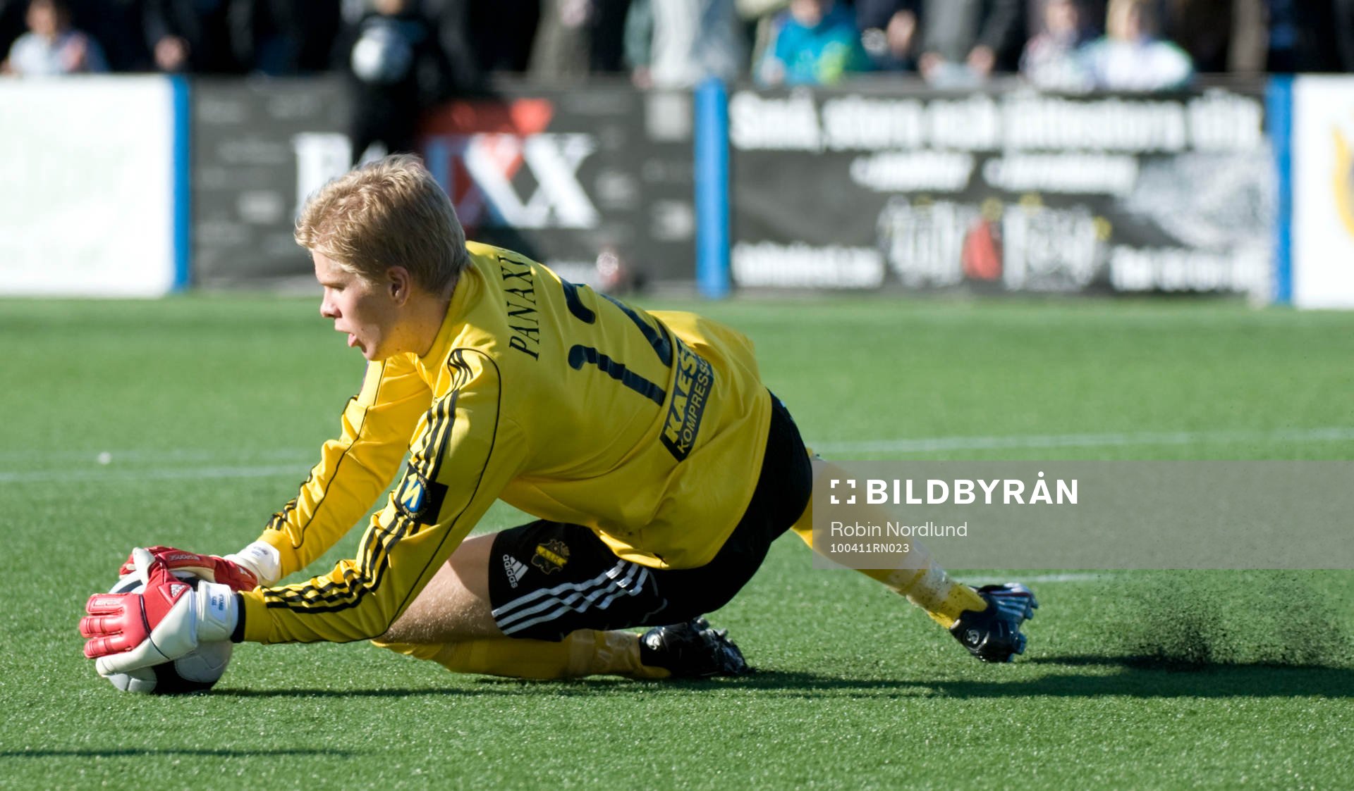 Toni Maanoja, Målvakt AIK