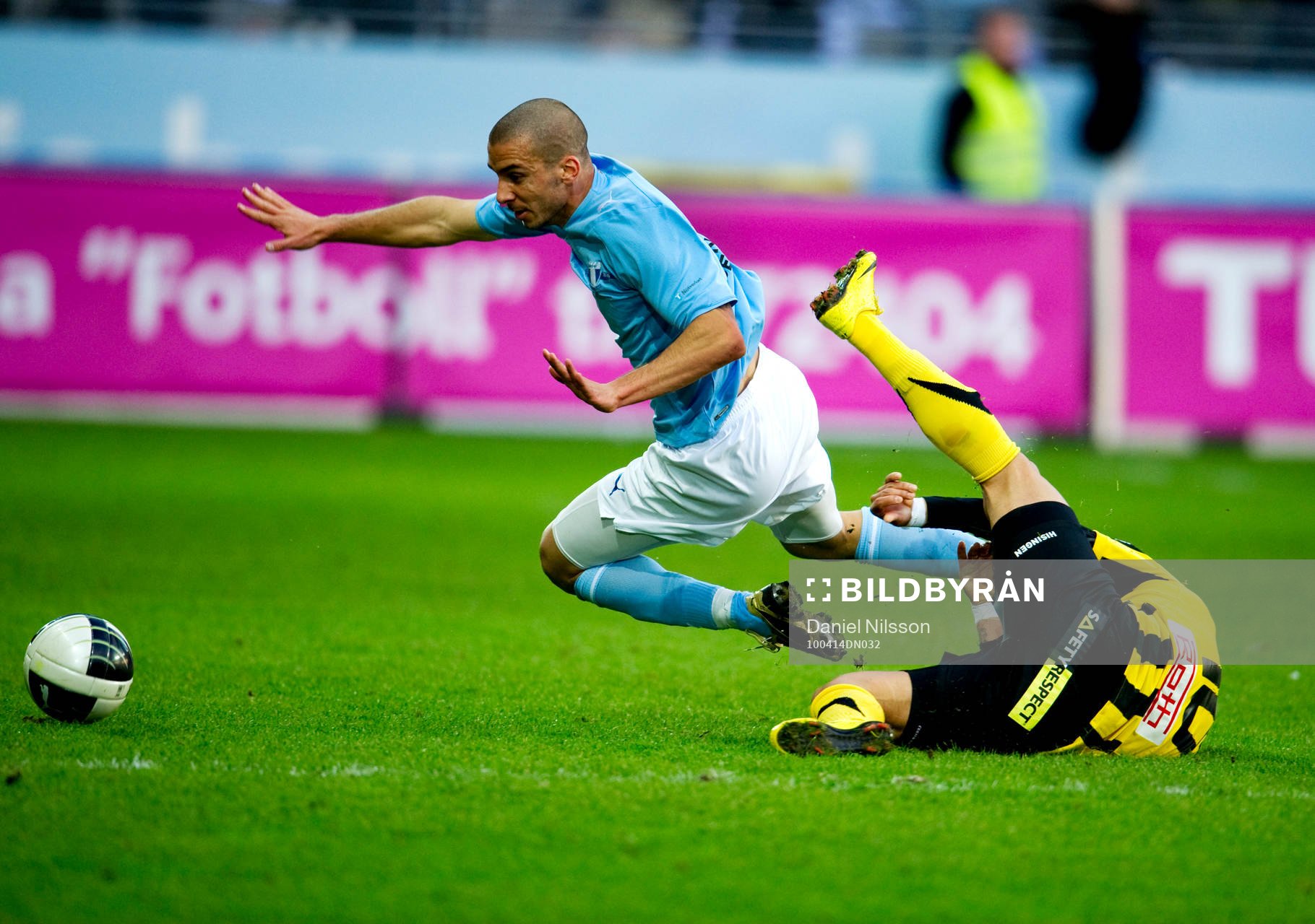 Paulinho, Häcken och Guillermo Molins, Malmö