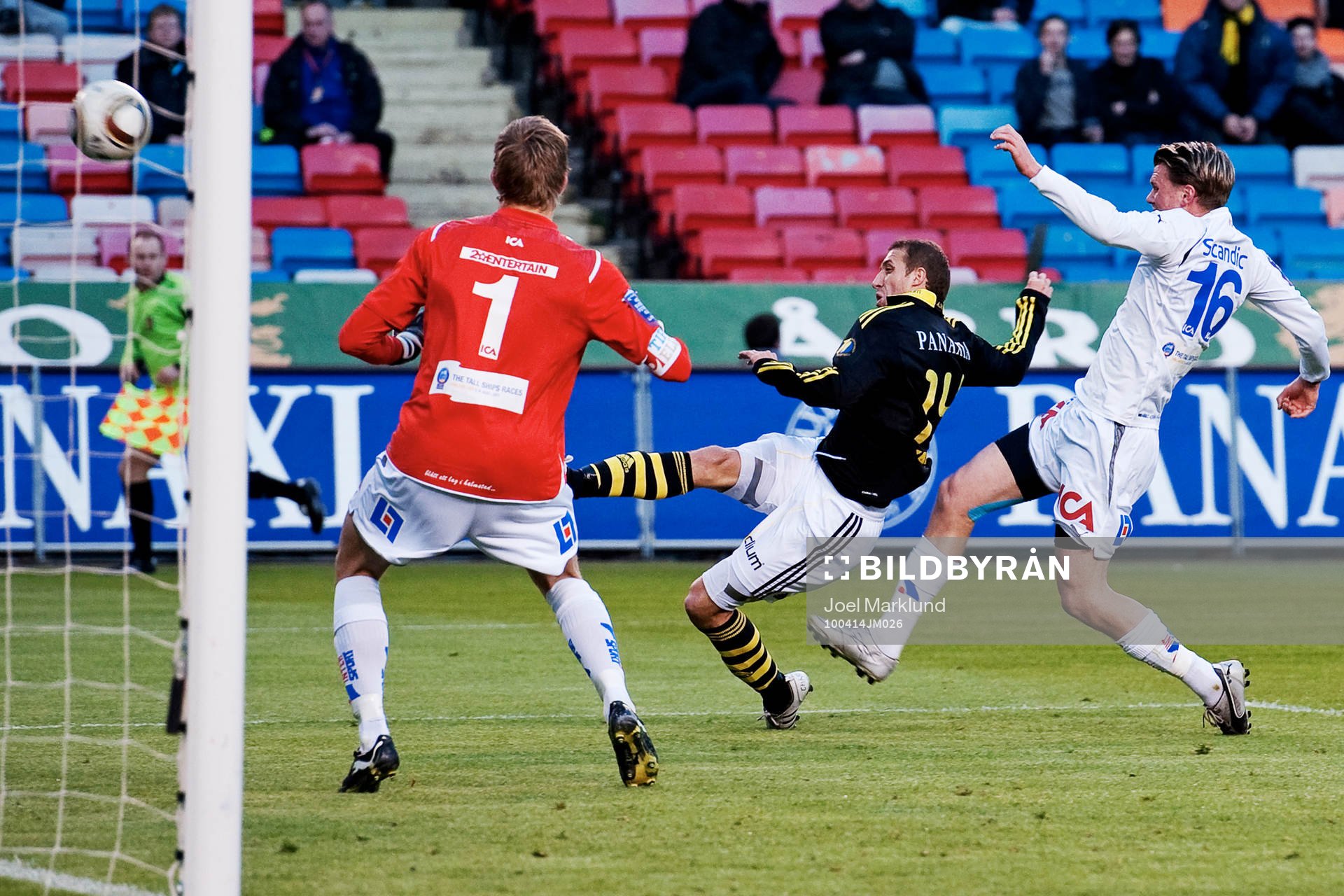 Kenny Pavey, AIK