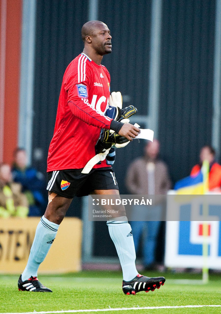 Pa Dembo Touray, målvakt, Djurgården