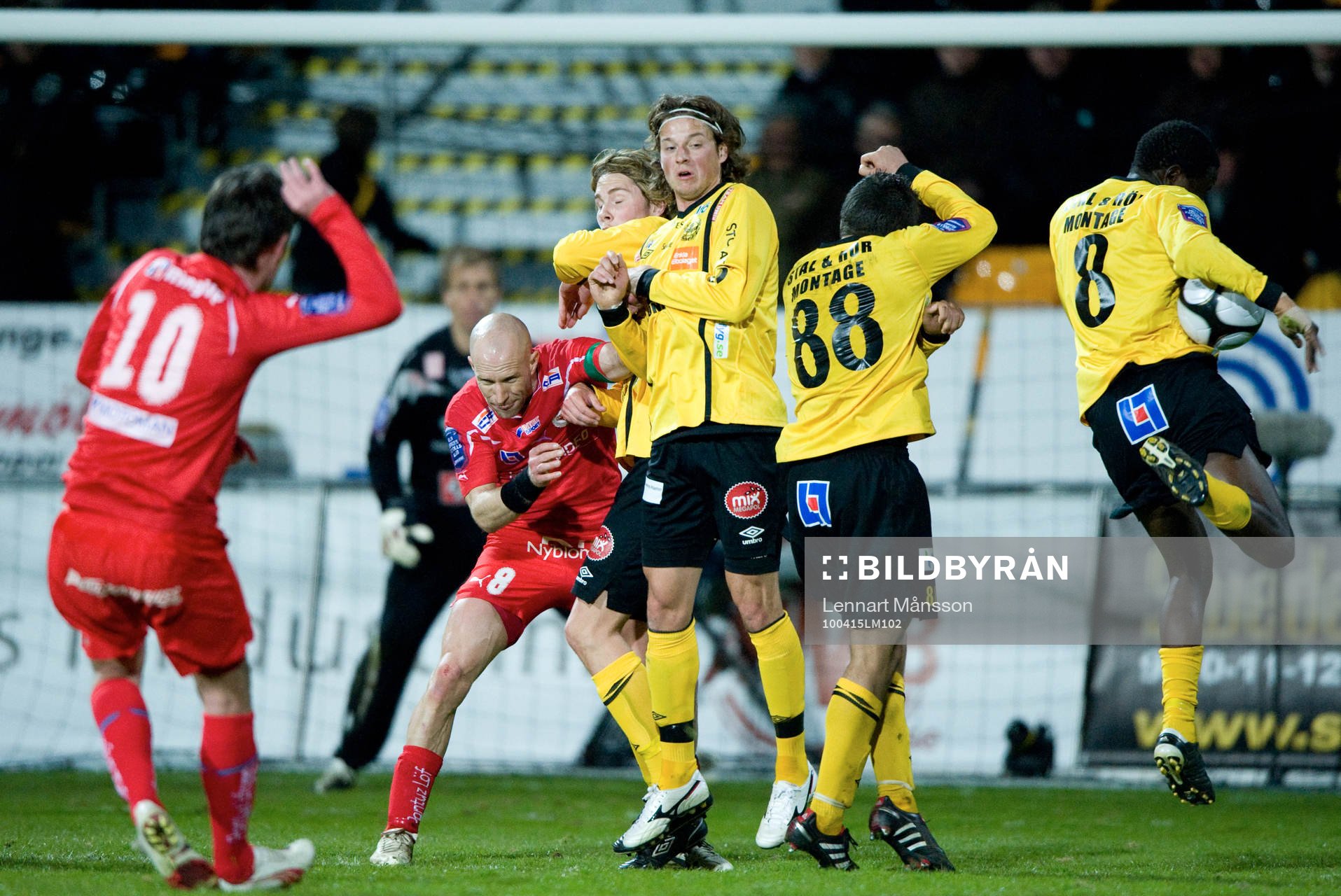Daryl Smylie, Kalmar och Patrick Osiako, Mjällby
