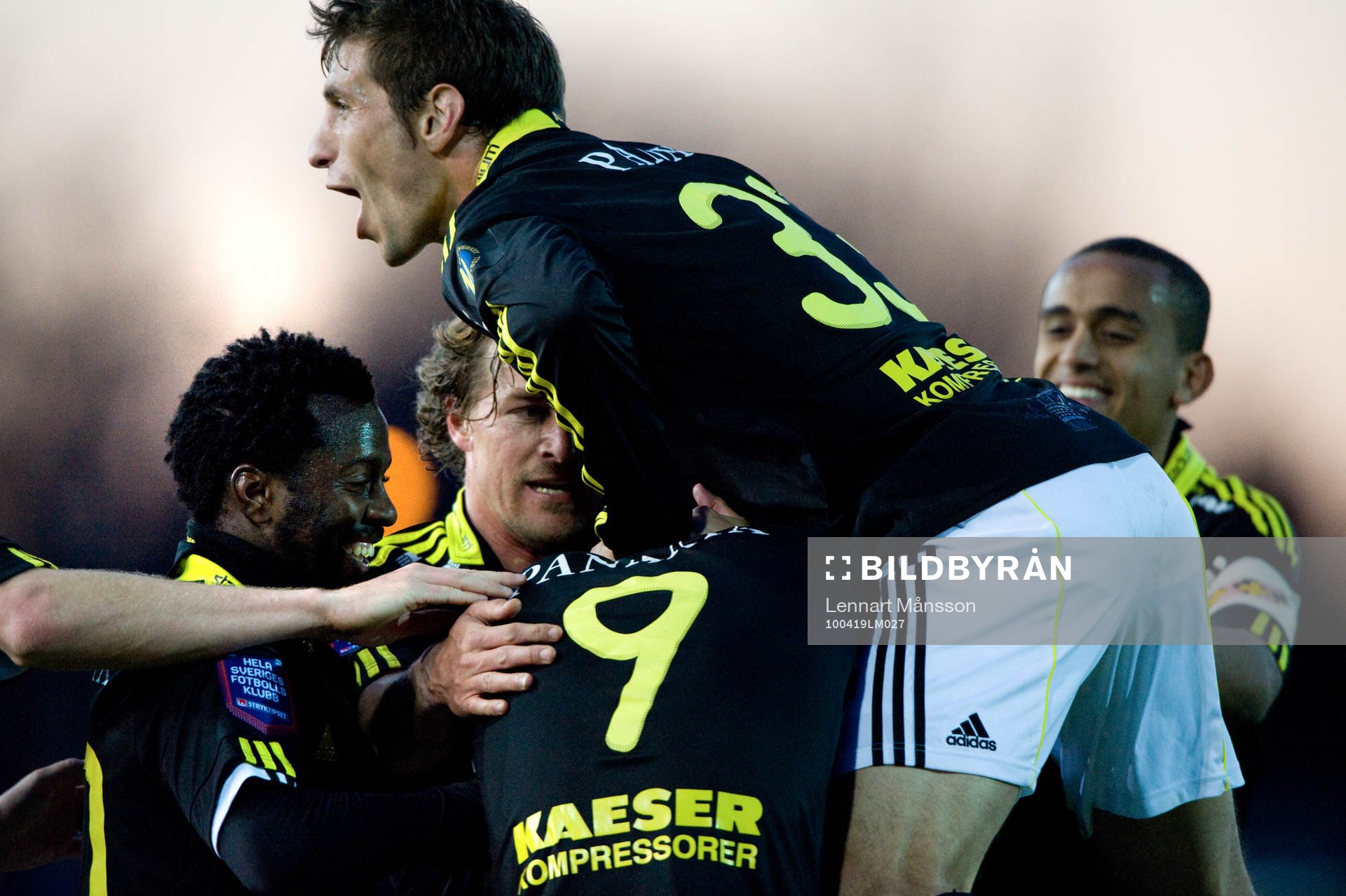 0-3 Miran Burgic, jubel