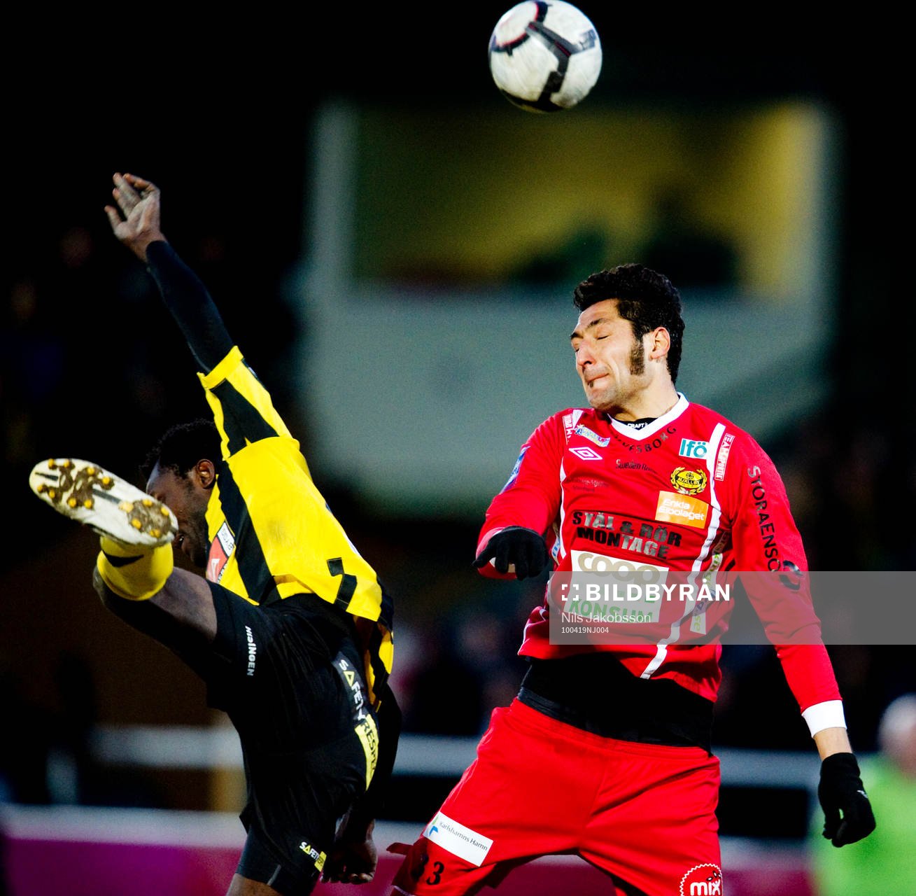 John Chibuike, Häcken, Juan Robledo, Mjällby
