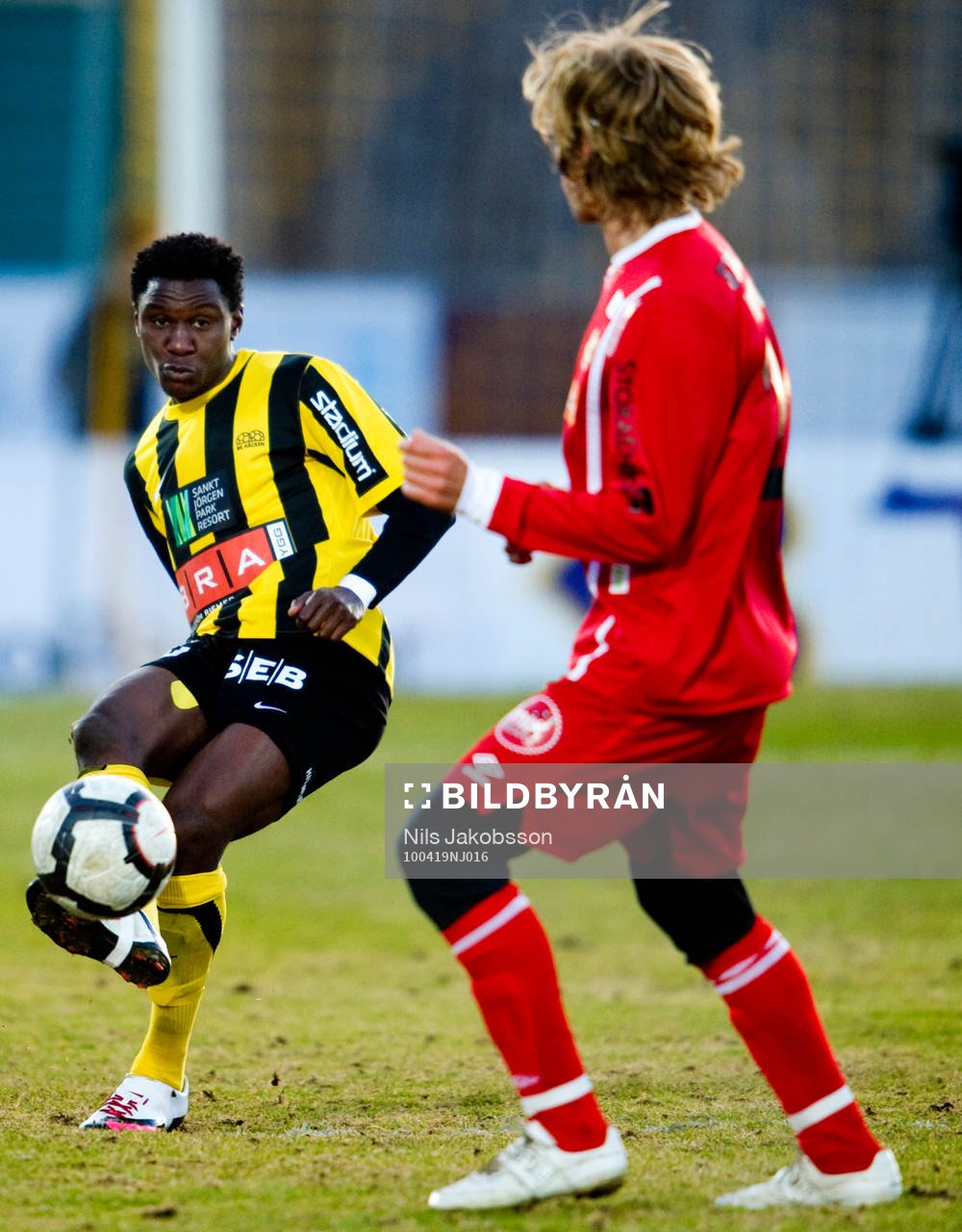 Dominic Chatto, Häcken