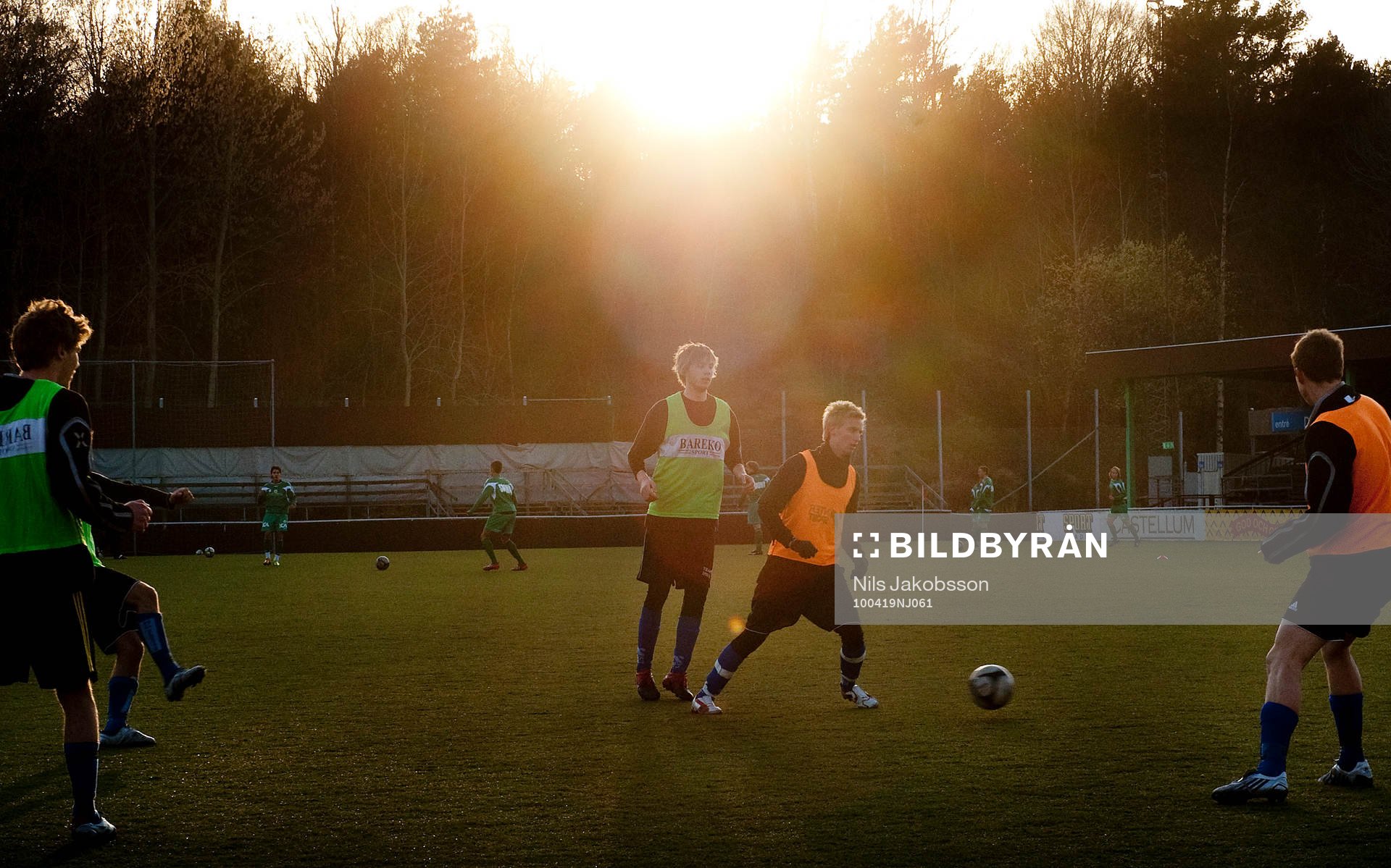 Fotboll, division 2, Utsikten tränar, träning