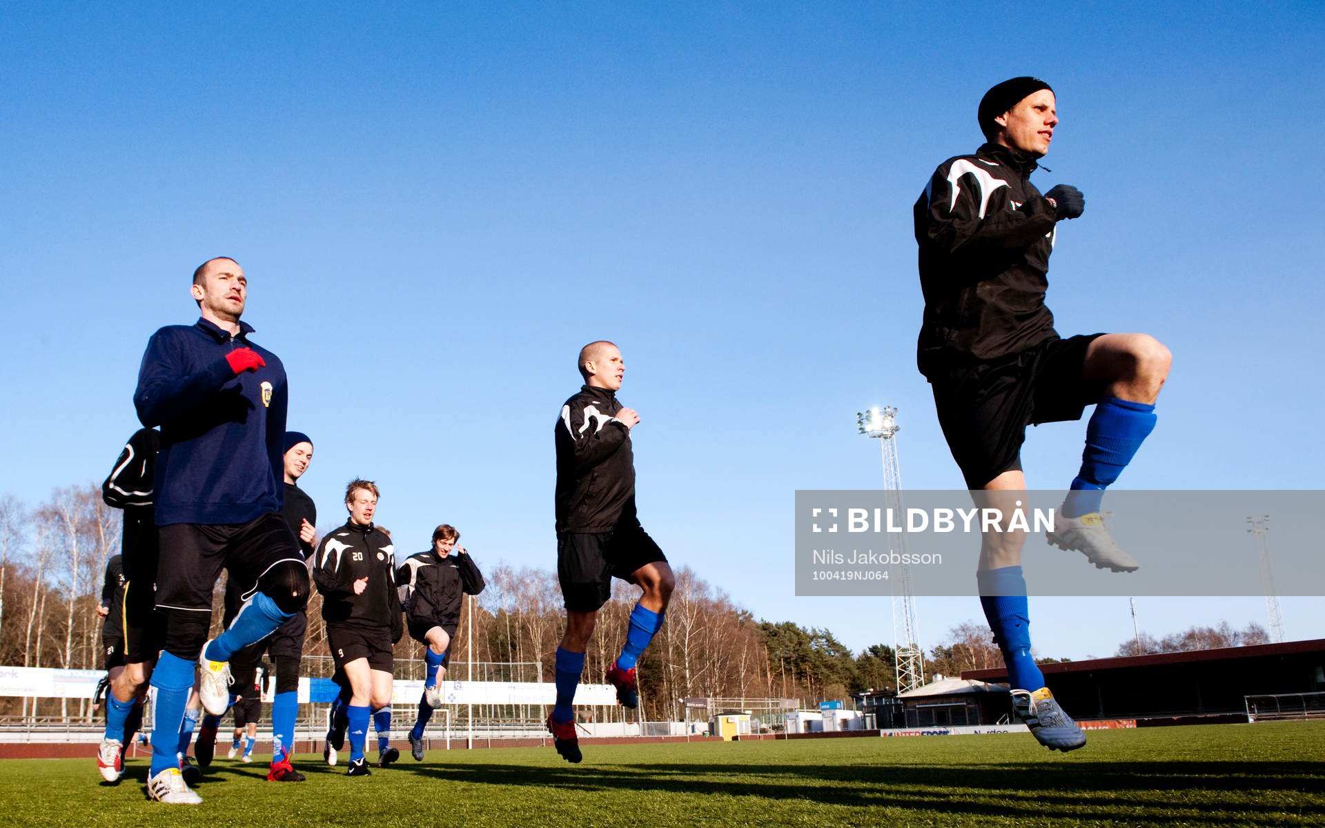 Fotboll, division 2, Utsikten tränar, träning