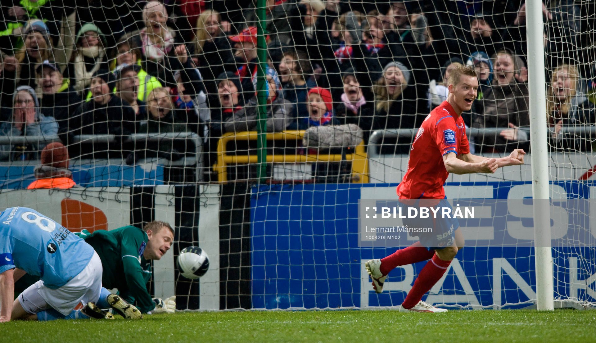2-1 Marcus Nilsson som revansch för handsen som gav Malmö