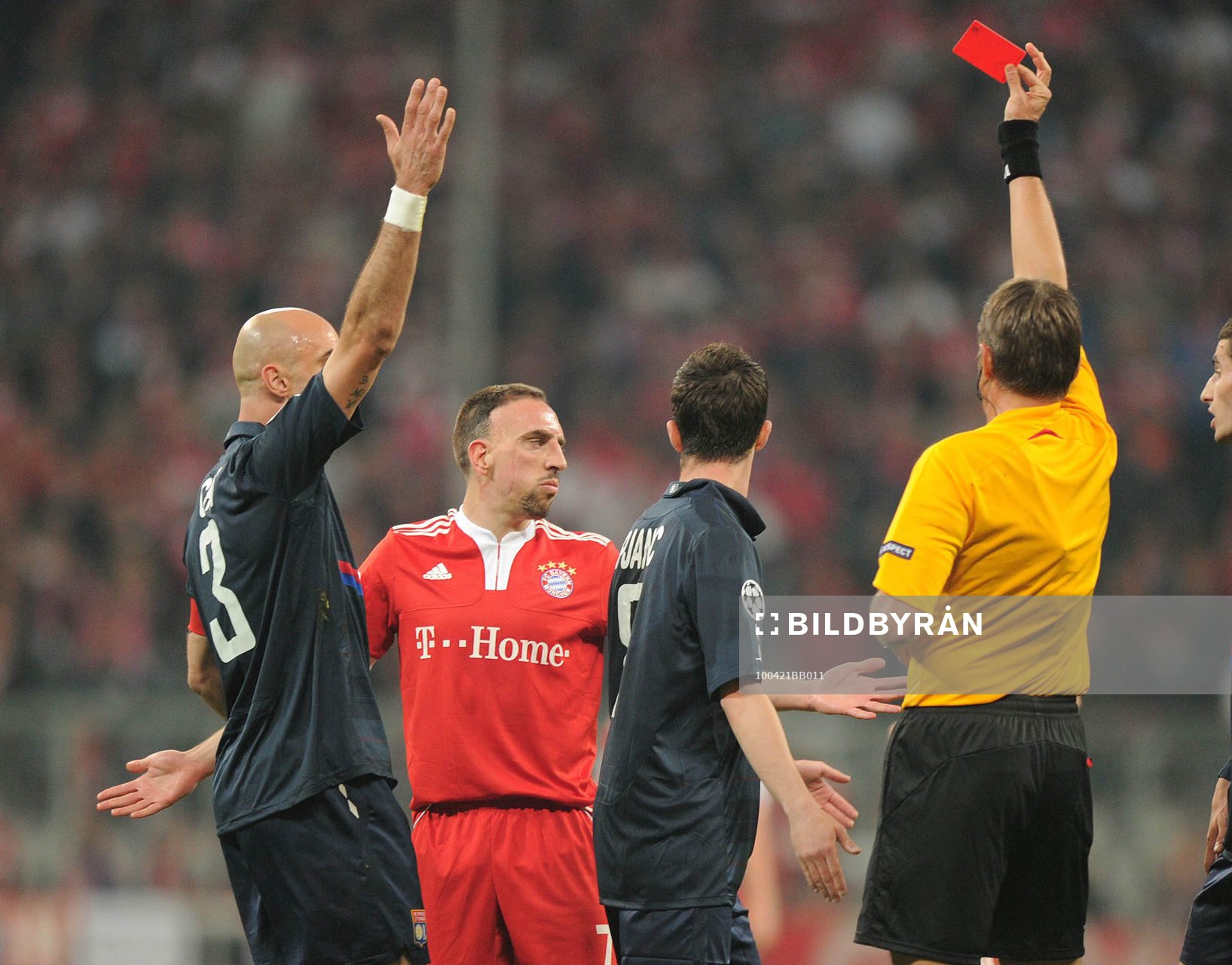  Franck Ribery, Bayern München får rött kort, utvisning.