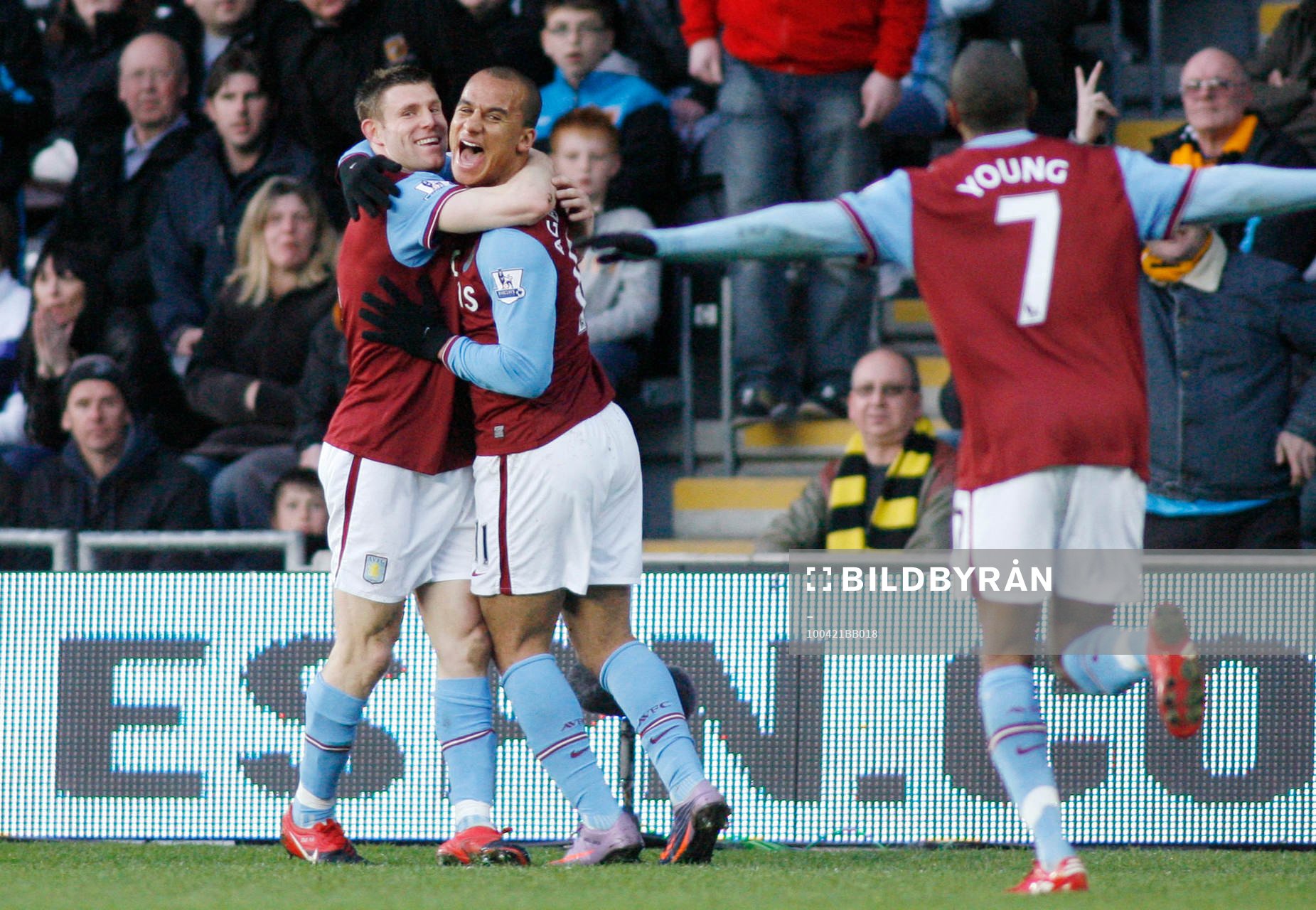 Gabriel Agbonlahor och James Milner, Aston Villa, glädje,