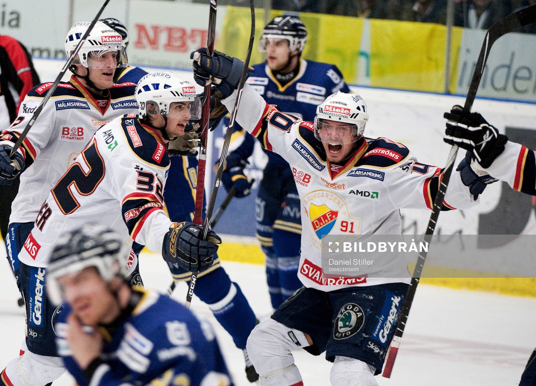 Marcus Krüger, Djurgården, avgör i Sudden Death. Jubel