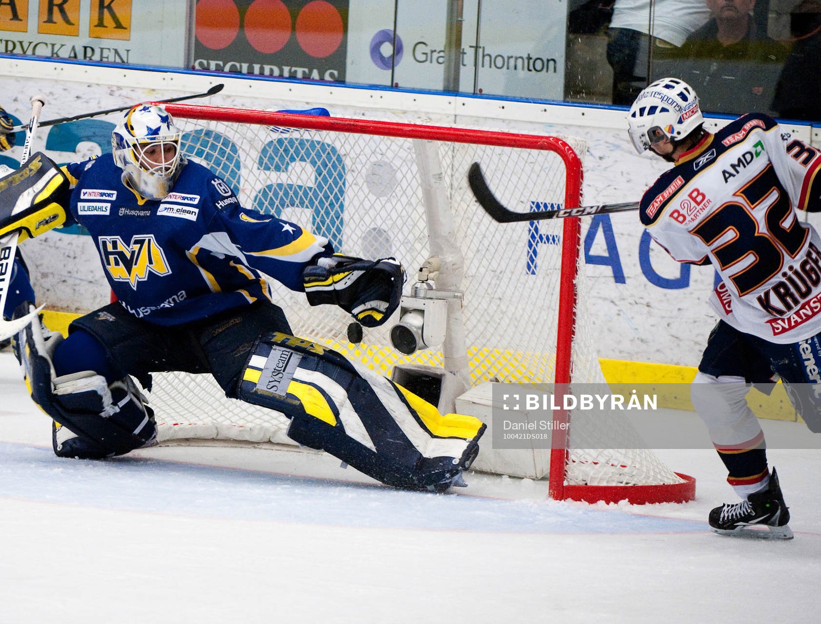 Marcus Krüger, Djurgården, avgör i Sudden Death. Stefan