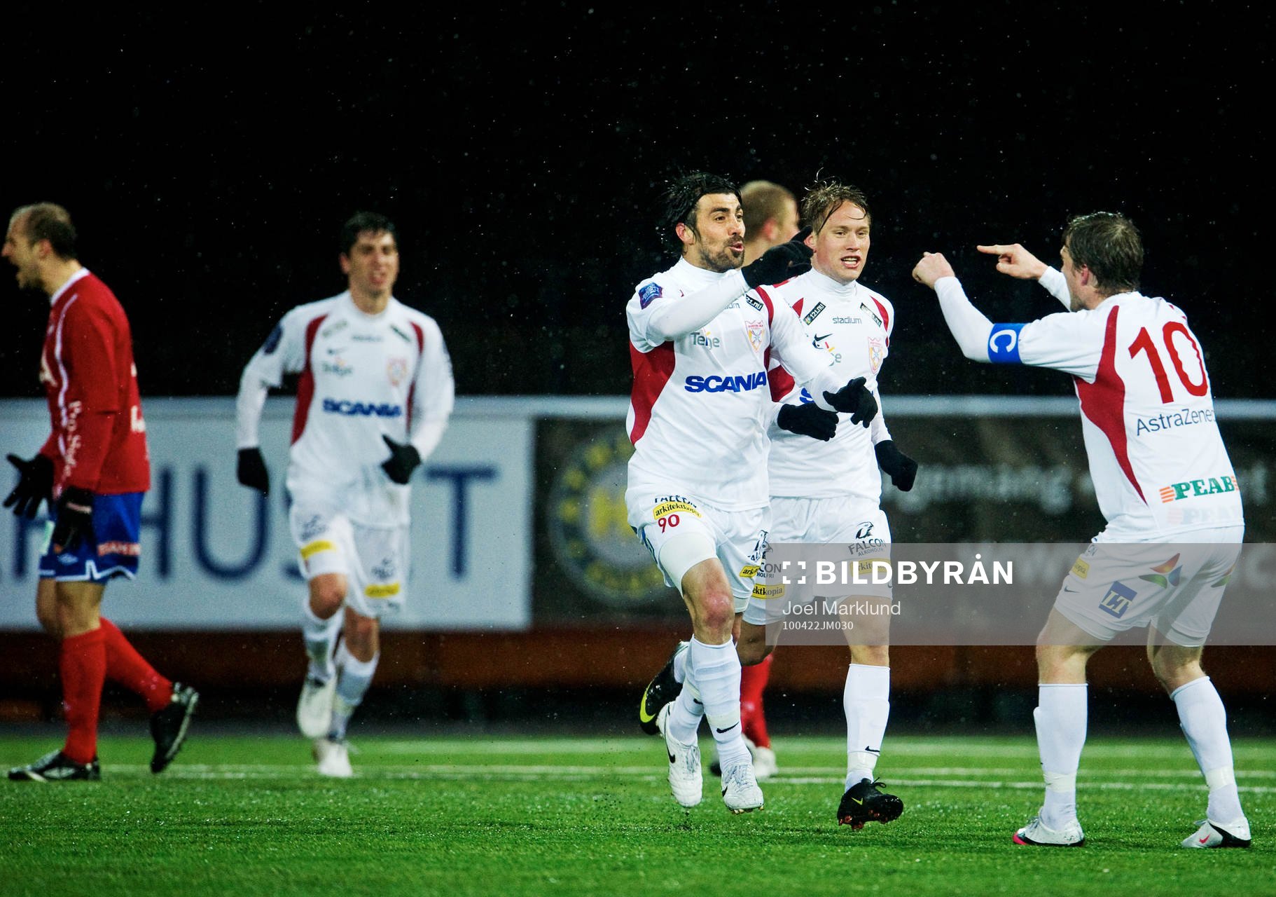 Ceyhun Eris, Assyriska, jubel