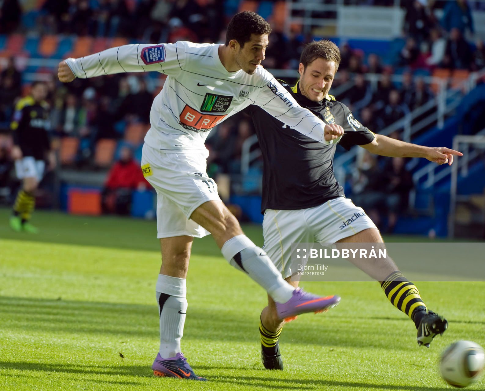 Vinicius, Häcken och Niklas Backman, AIK