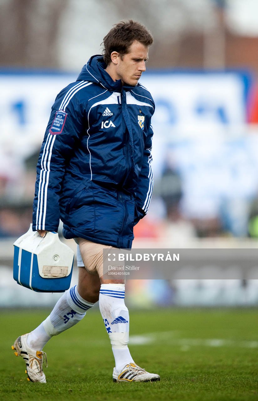 Tobias Hysén, IFK Göteborg, går av skadad, skada
