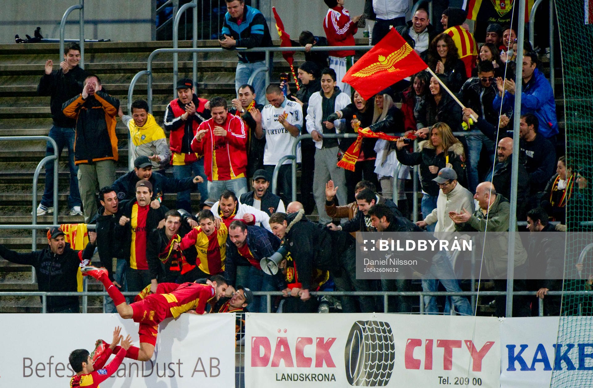 Robert Massi, Syrianska, jubel