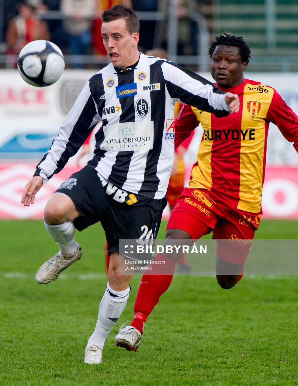 Obie Etie Ikechekwu, Syrianska och Linus Olsson, Landskrona