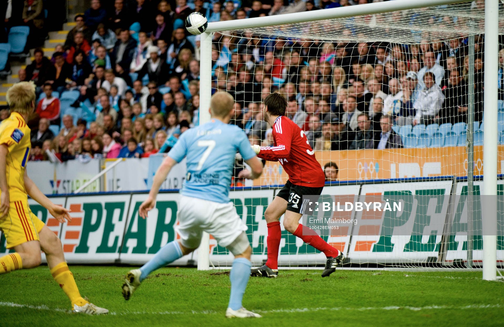 Daniel Larsson, MFF