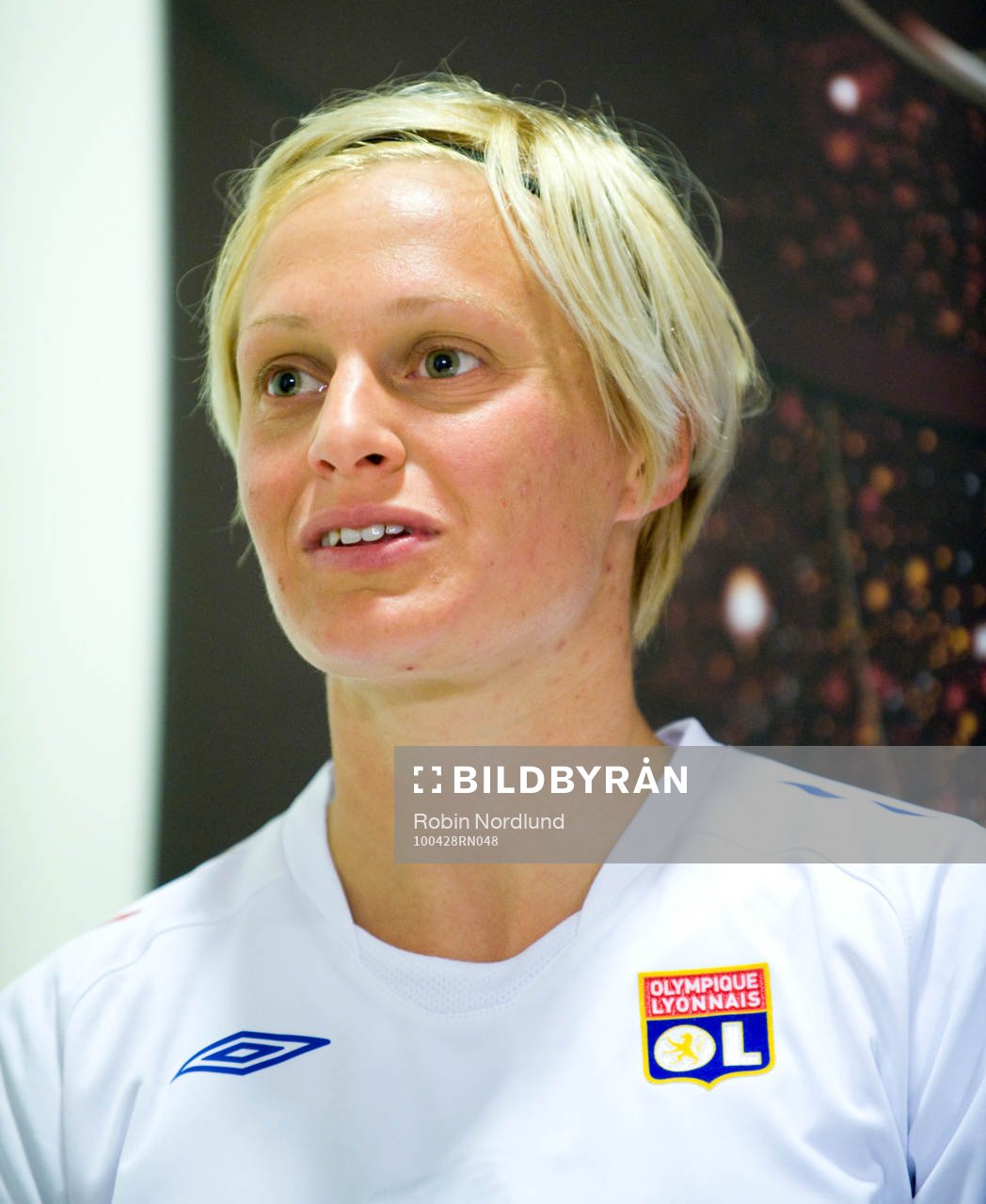 2, Umeå - Lyon: Amelie Rybäck, Lyon
