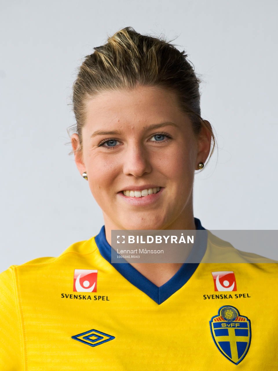 Olivia Schough, porträtt