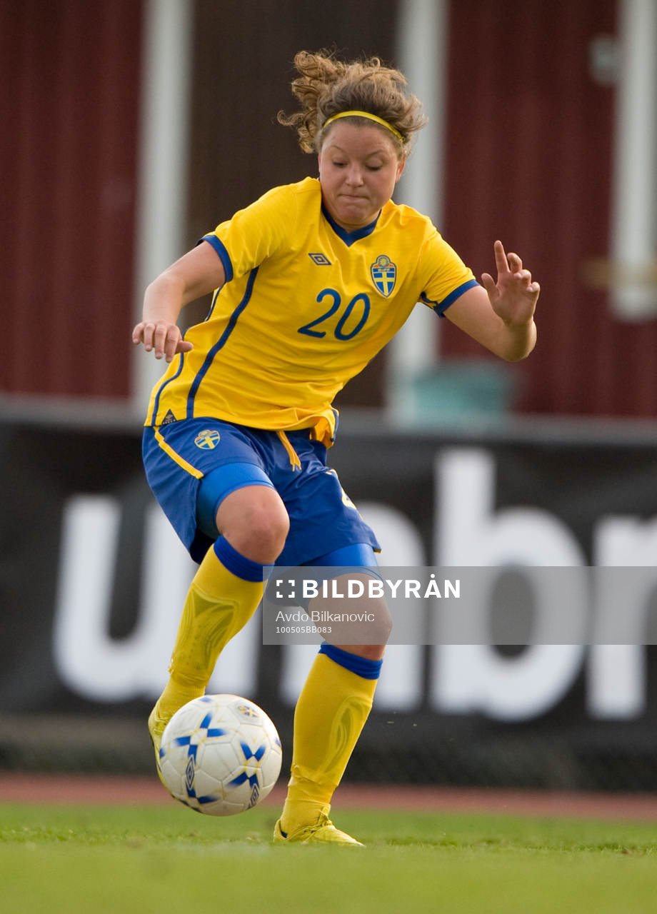 Kristin Carlsson, Sverige