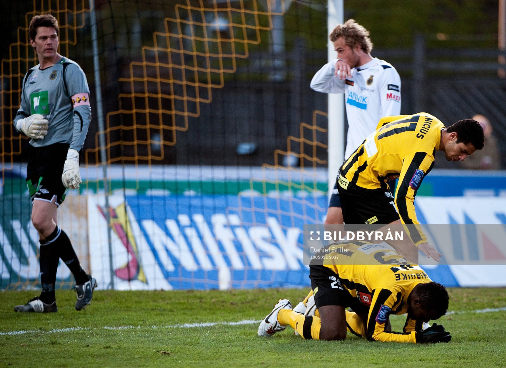 Vinicius, John Chibuike, Häcken. Mattias Hugosson,