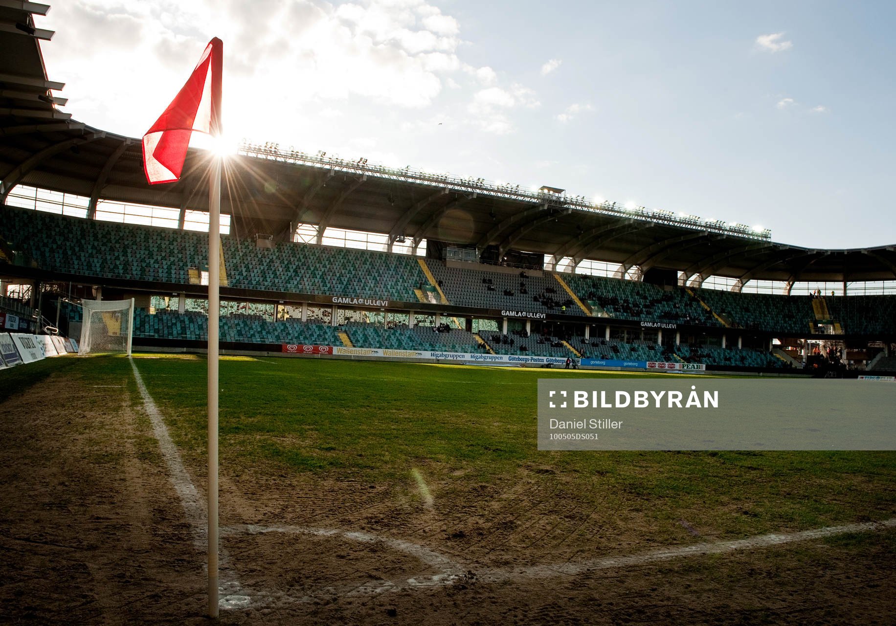 Gamla Ullevi, gräsmatta. Dålig plan, hörnflagga