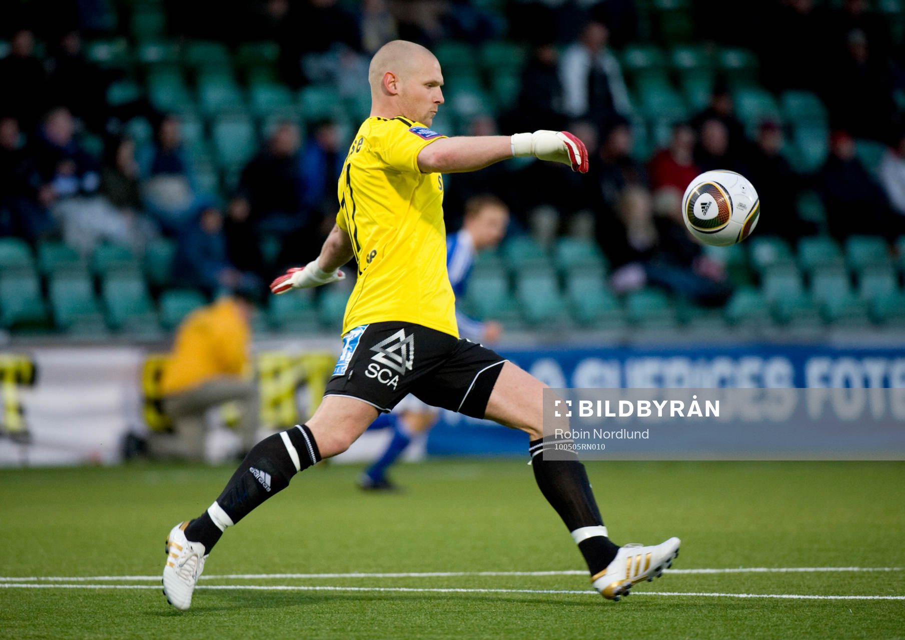 Tommy Naurin, Målvakt