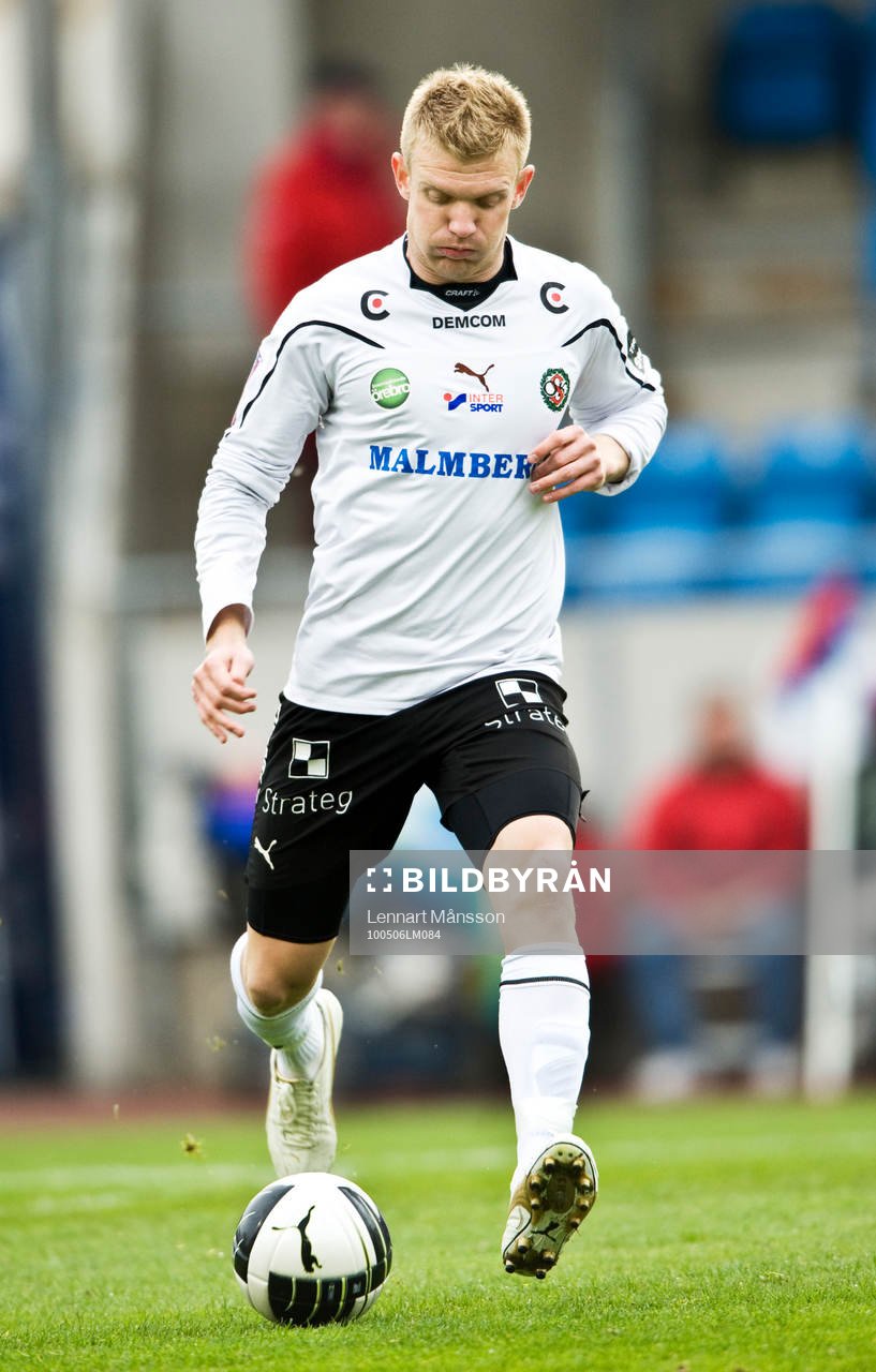 Michael Almebäck