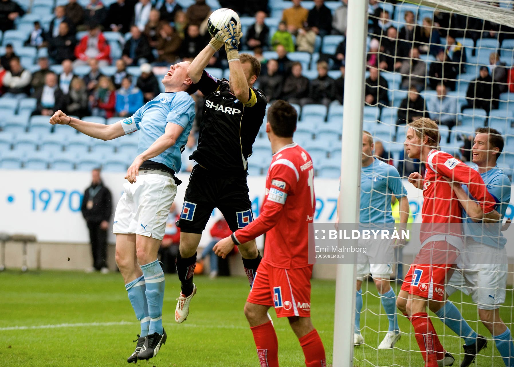 Henrik Gustavsson, målvakt, Åtvidaberg och Pontus