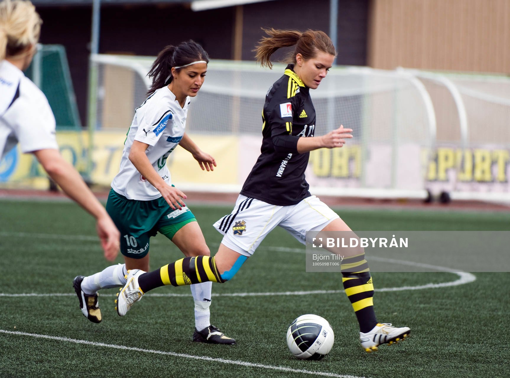 Nazanin Vaseghpanah, Hammarby och Hanna Folkesson, AIK