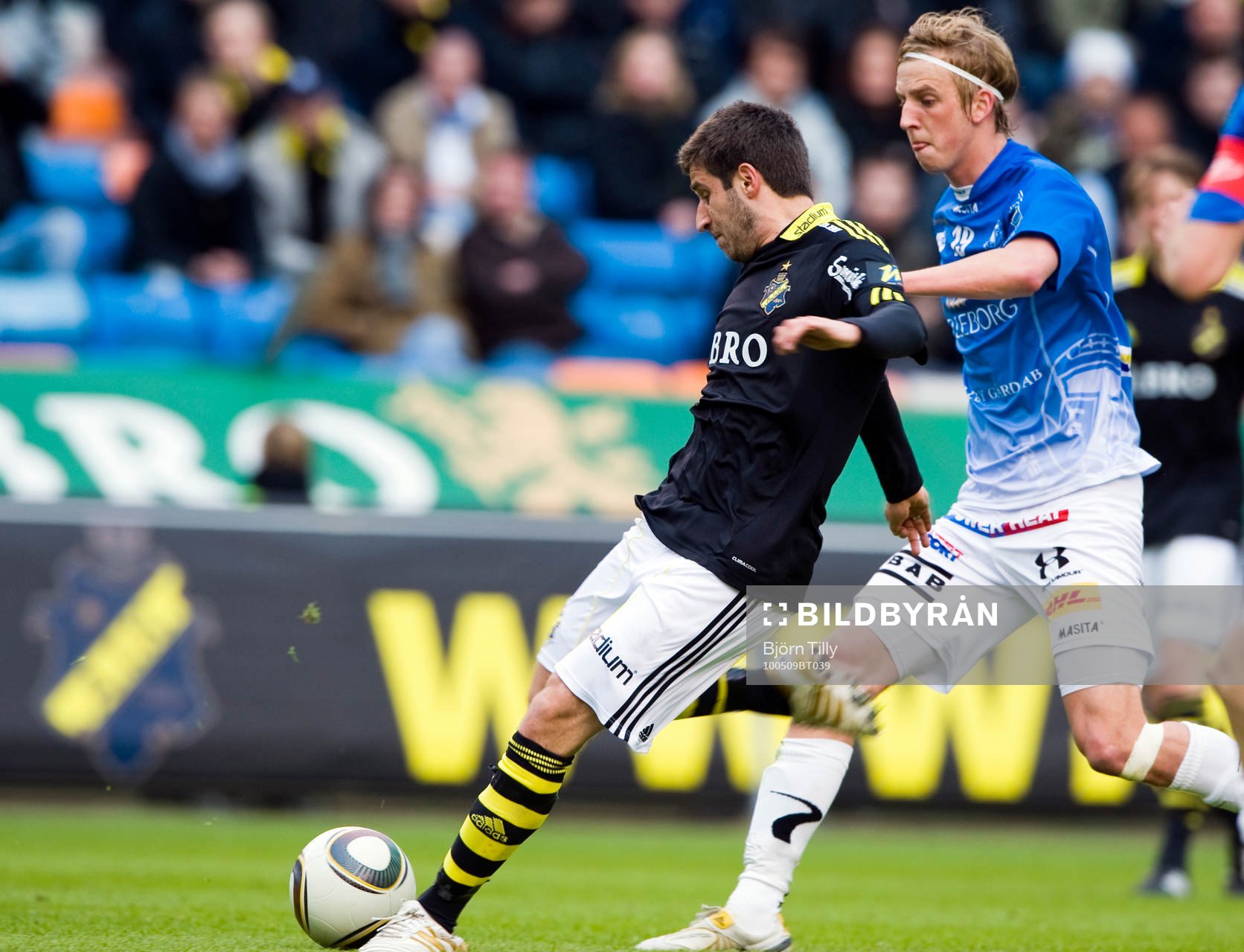 Gabriel Özkan, AIK och Viktor Svensson, Trelleborg