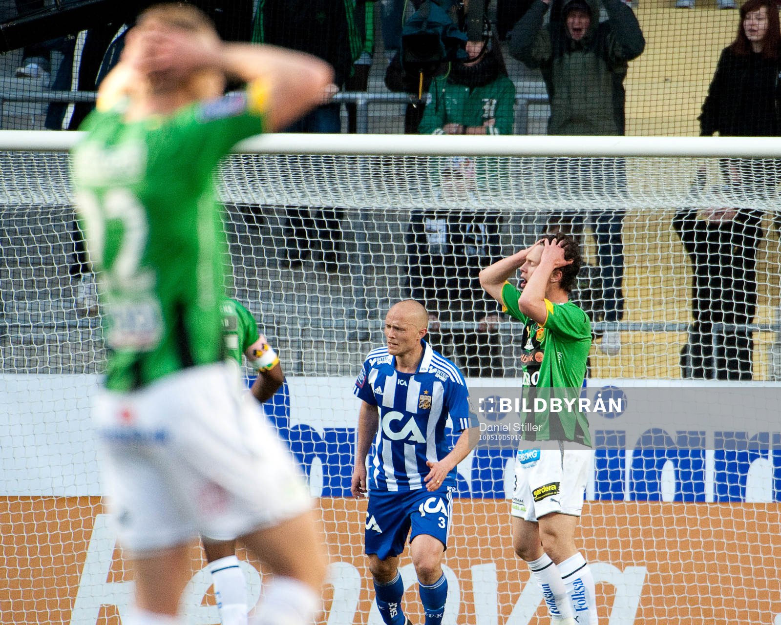 Eyjolfur Hédinsson, Gais, har läge som Kim Christensen,
