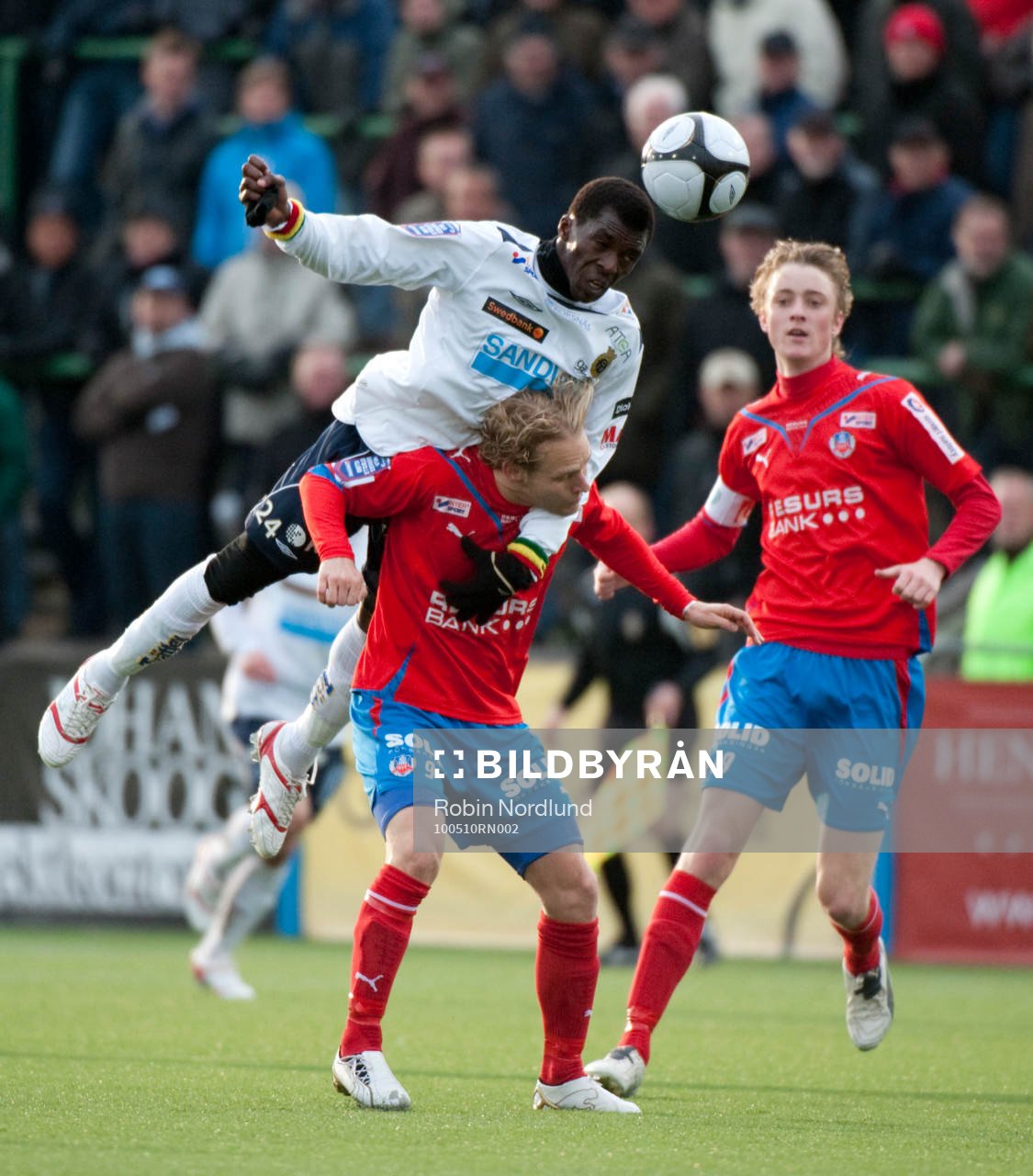 Yussif Chibsah, Gefle ligger ovanpå Erik Sundin,