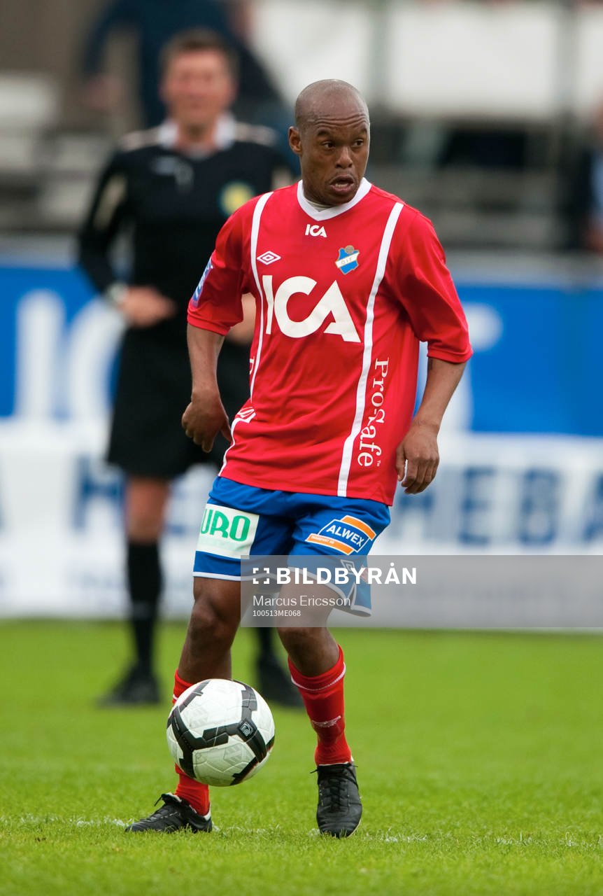 Jabu Mahlangu, Öster