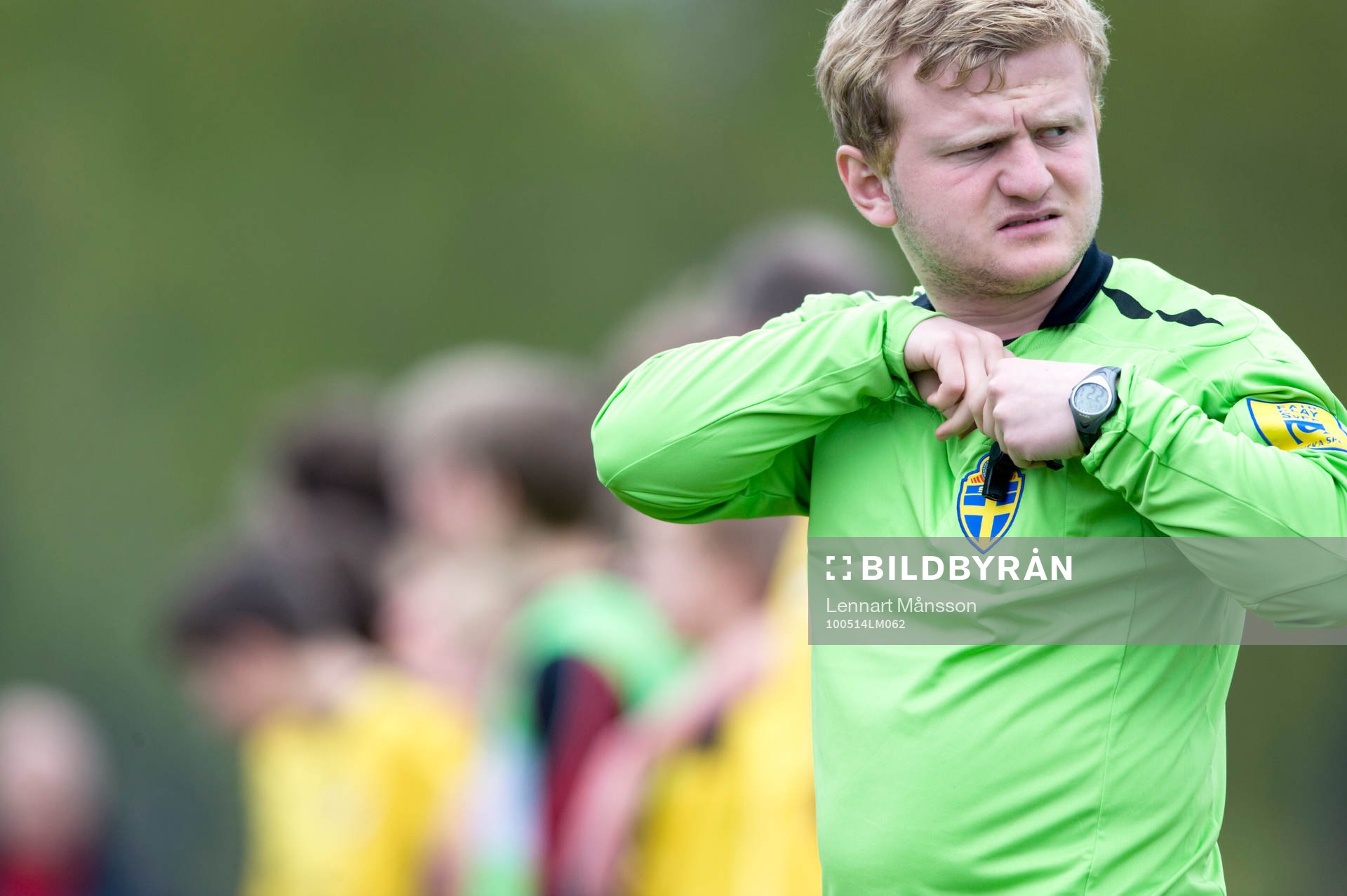 Pojkar 15 år, IFK Hässleholm - Högaborg. Domare