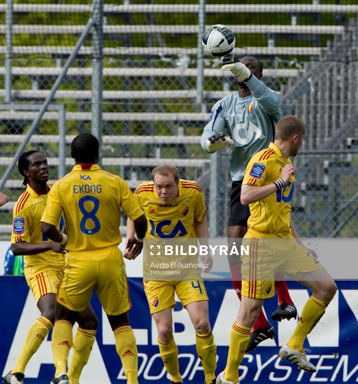 Pa Dembo Touray, målvakt, Djurgården