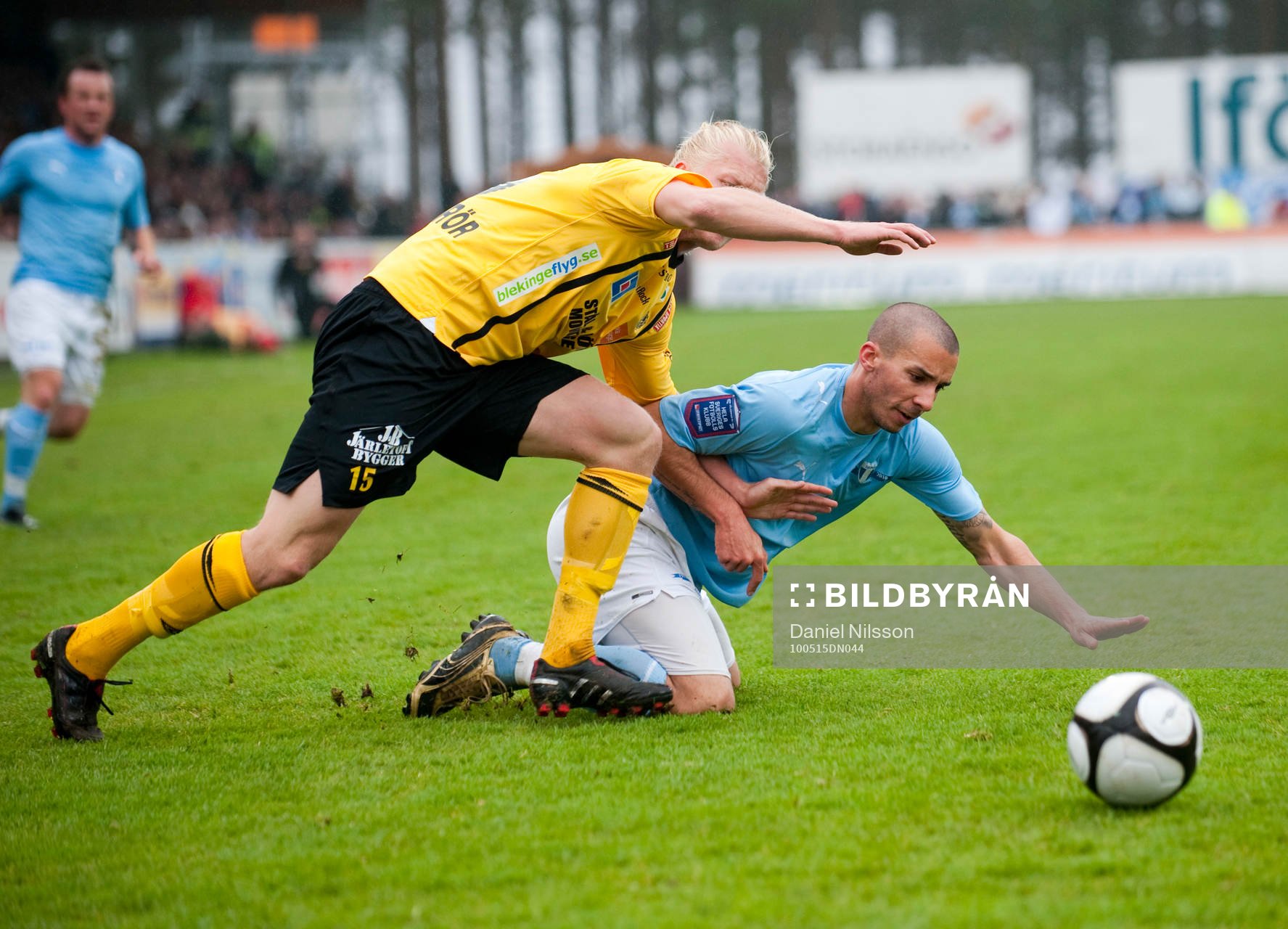 Guillermo Molins, Malmö och Robin Cederberg, Mjällby