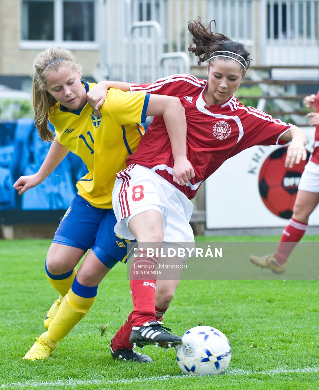 Madeleine Stegius, Sverige och Sofie Borup, Danmark
